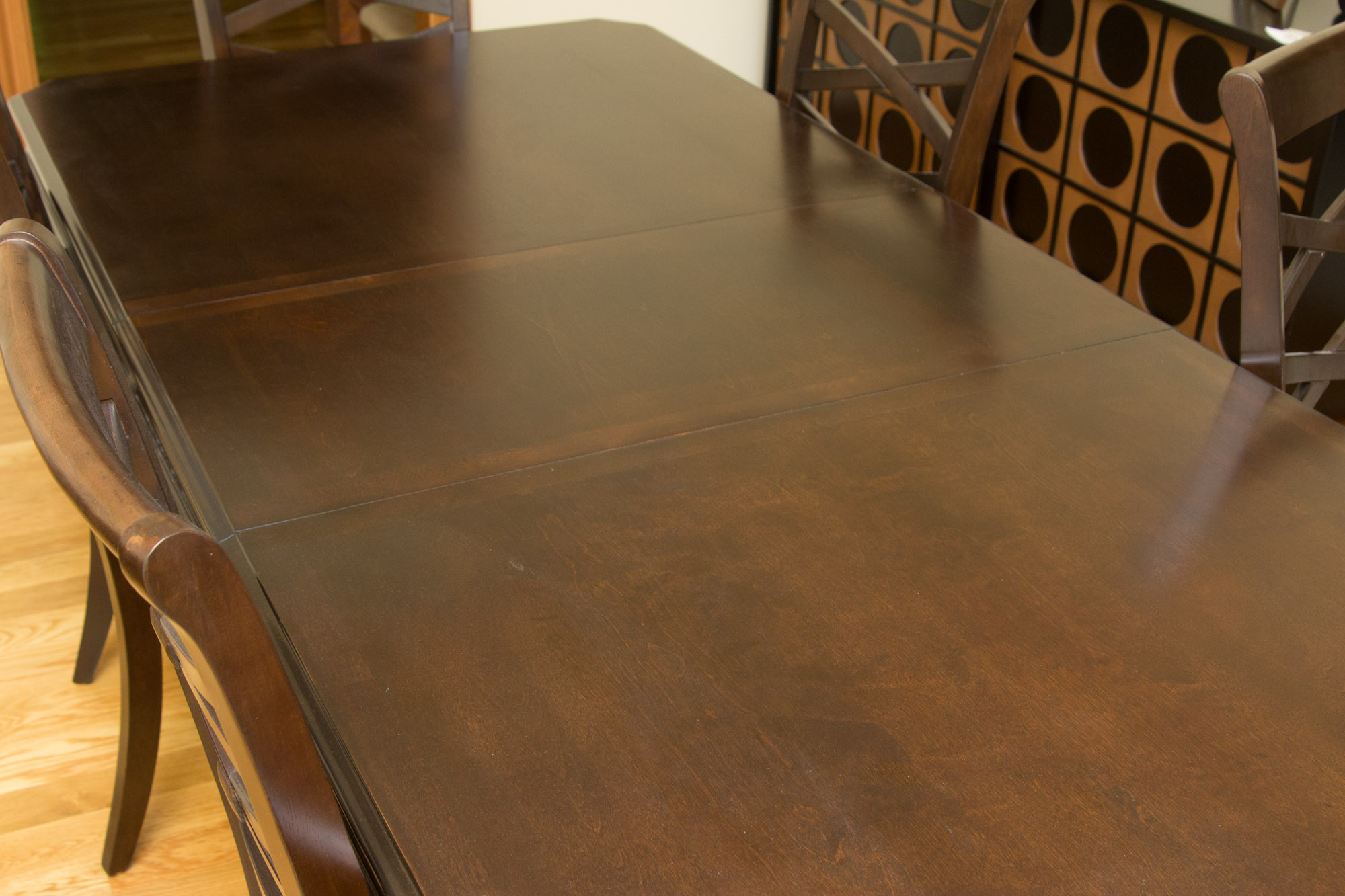 "Hayley" Dining Room Set by Ashley Furniture EBTH