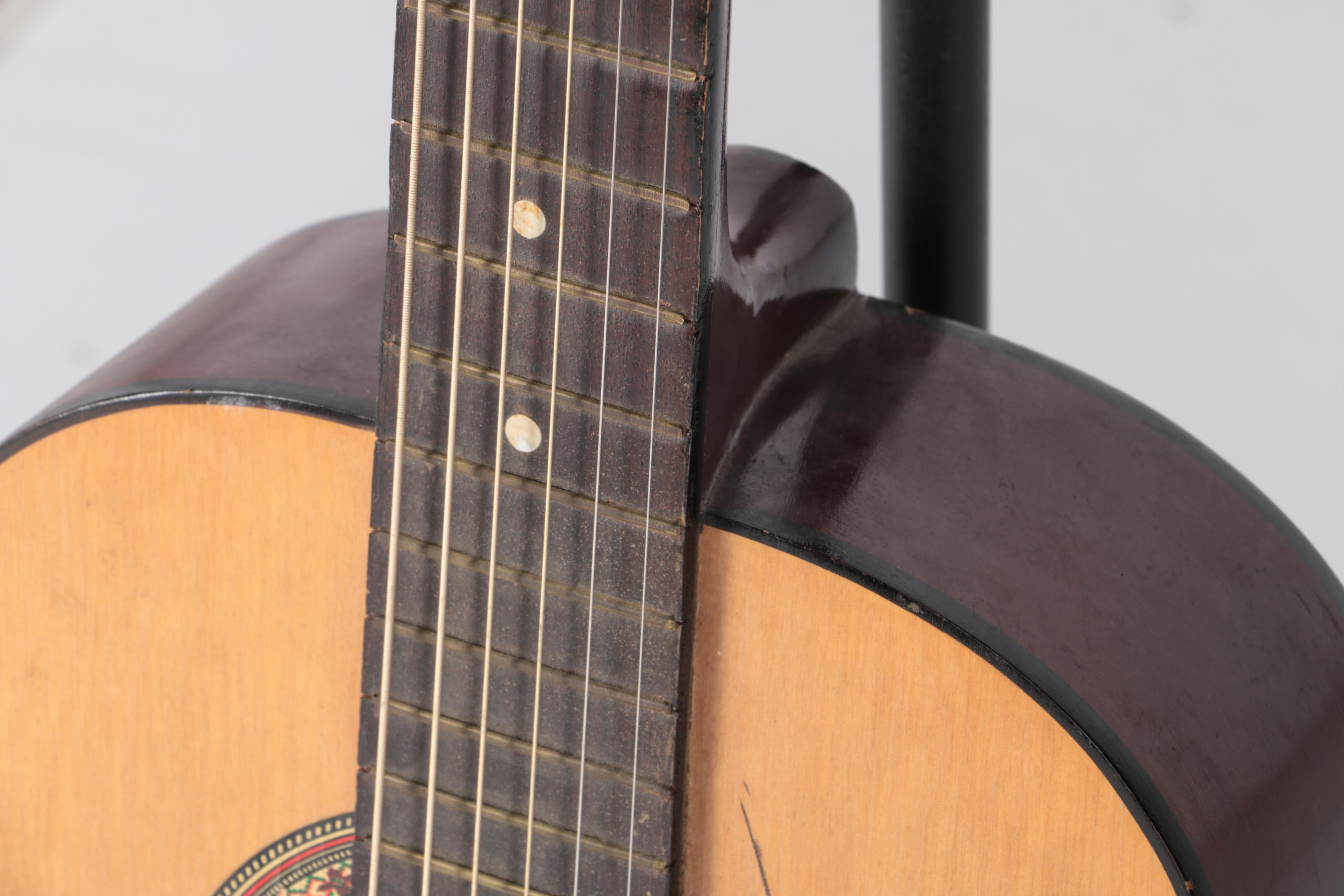 Lindell Guitars 4290 Classical Acoustic Guitar EBTH