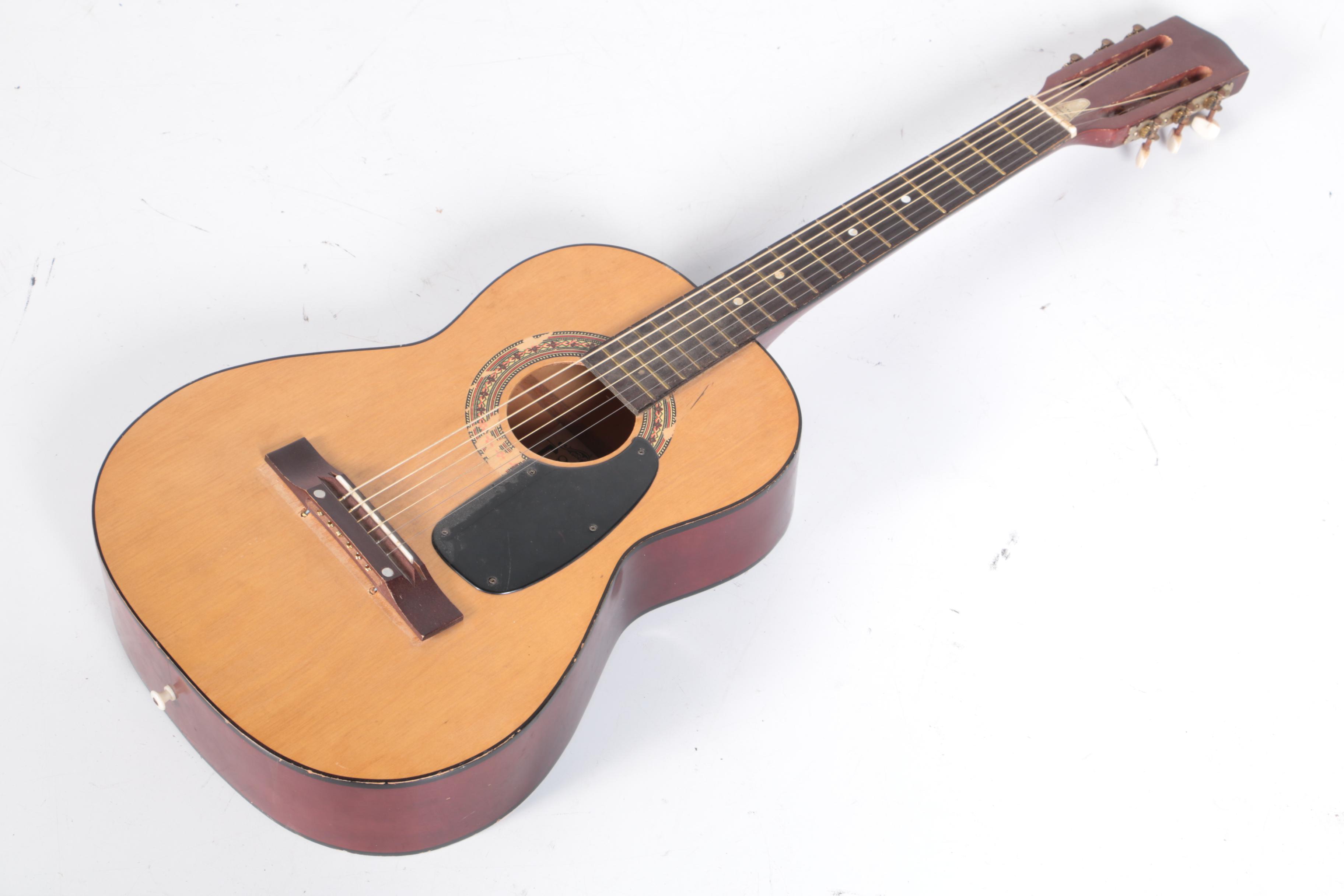 Lindell Guitars 4290 Classical Acoustic Guitar EBTH