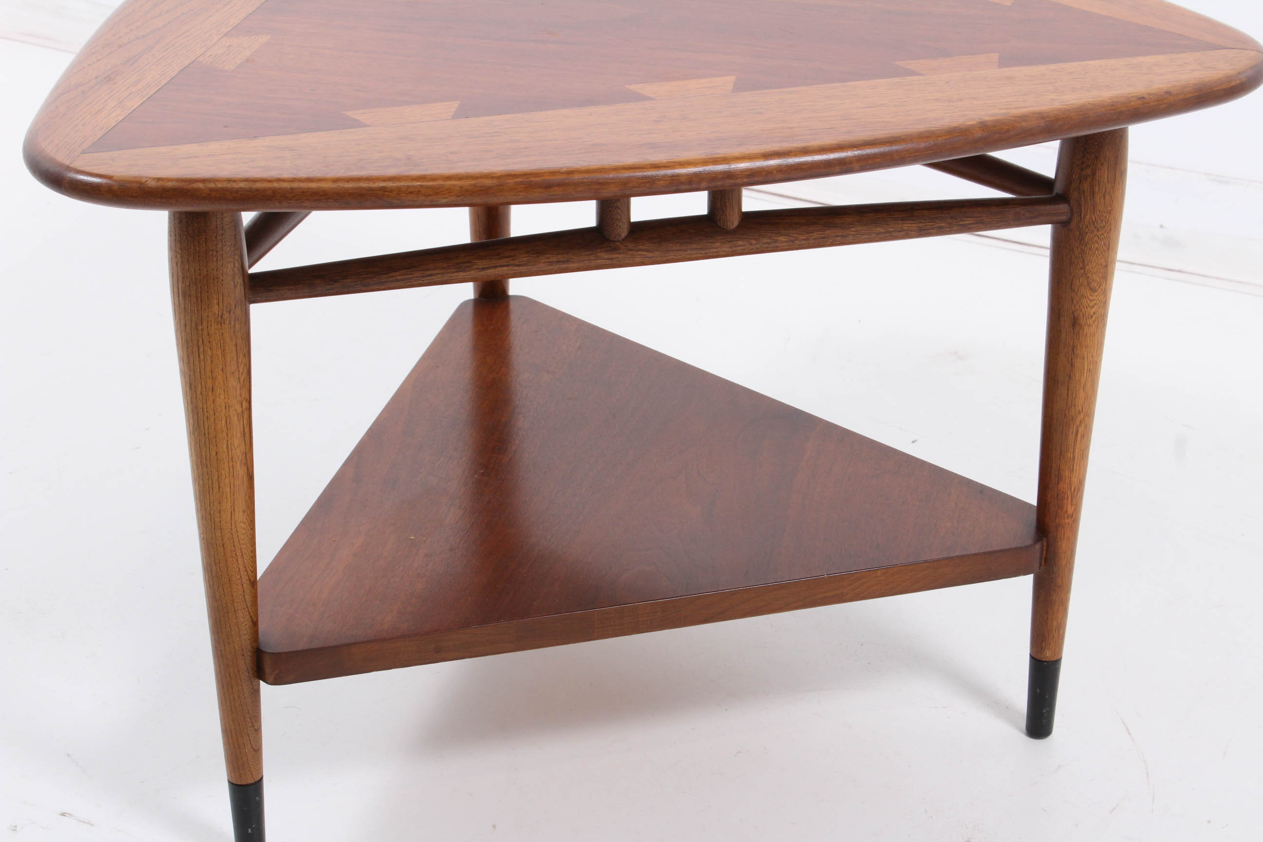 Mid Century Lane "Acclaim" Guitar Pick Triangular Table EBTH