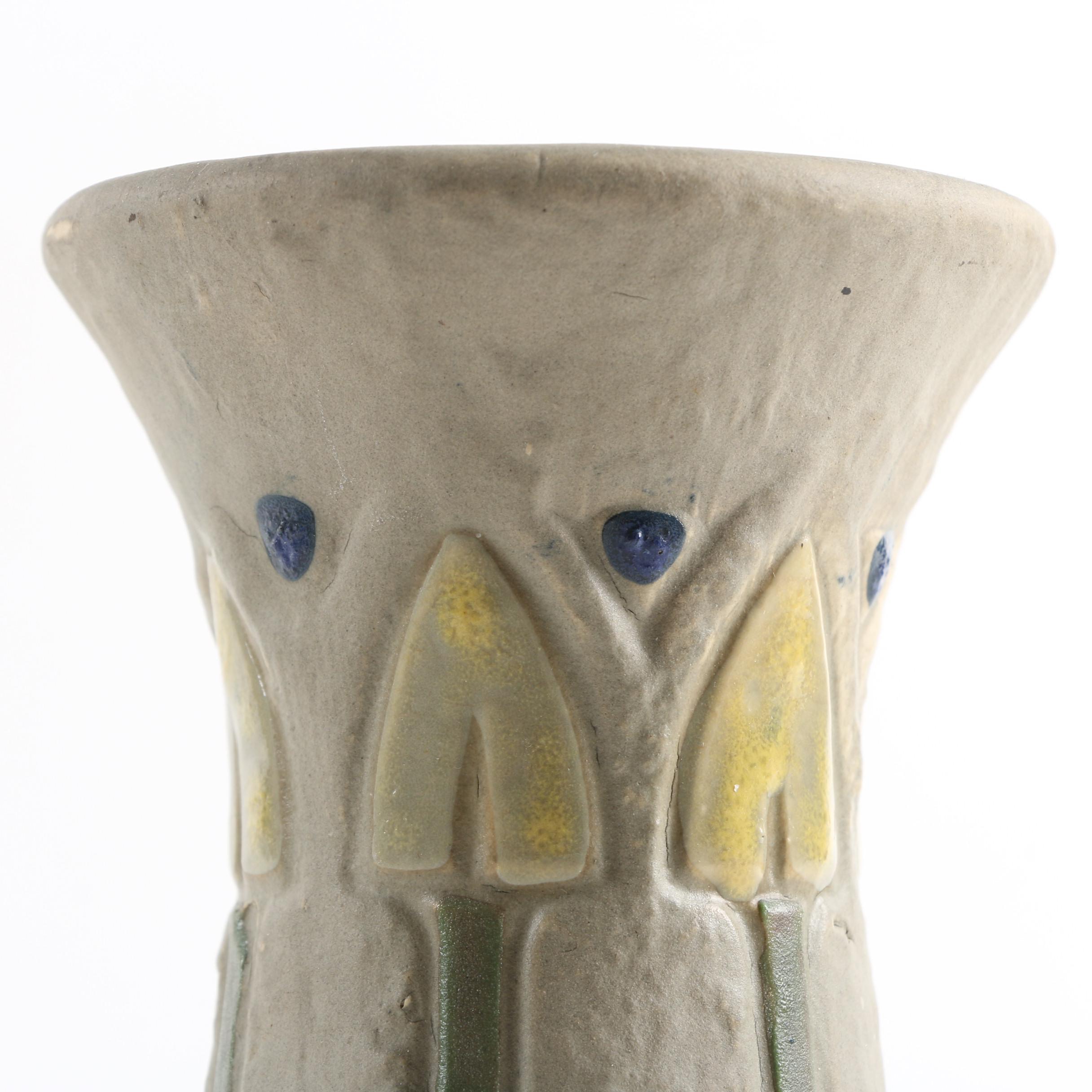 Roseville Pottery "Mostique" Vase EBTH