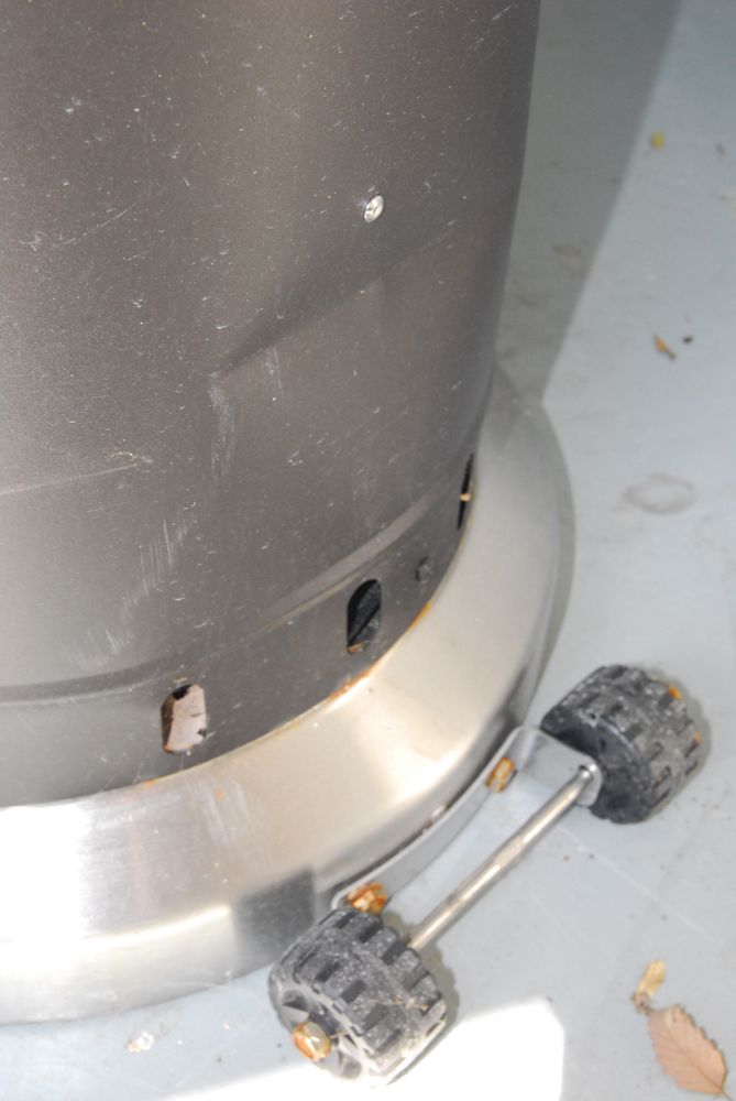 LG Sourcing Inc. Gas Patio Heater EBTH