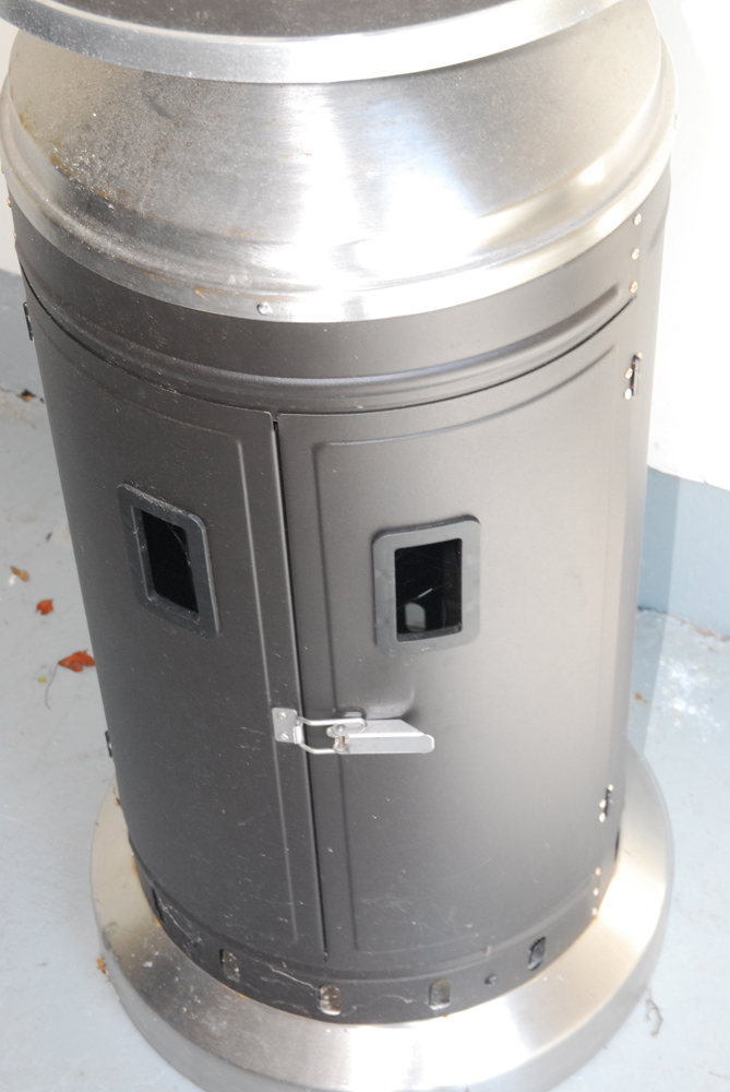 LG Sourcing Inc. Gas Patio Heater EBTH