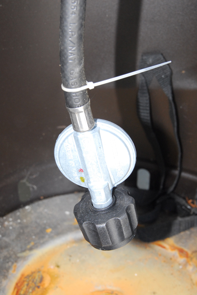 LG Sourcing Inc. Gas Patio Heater EBTH