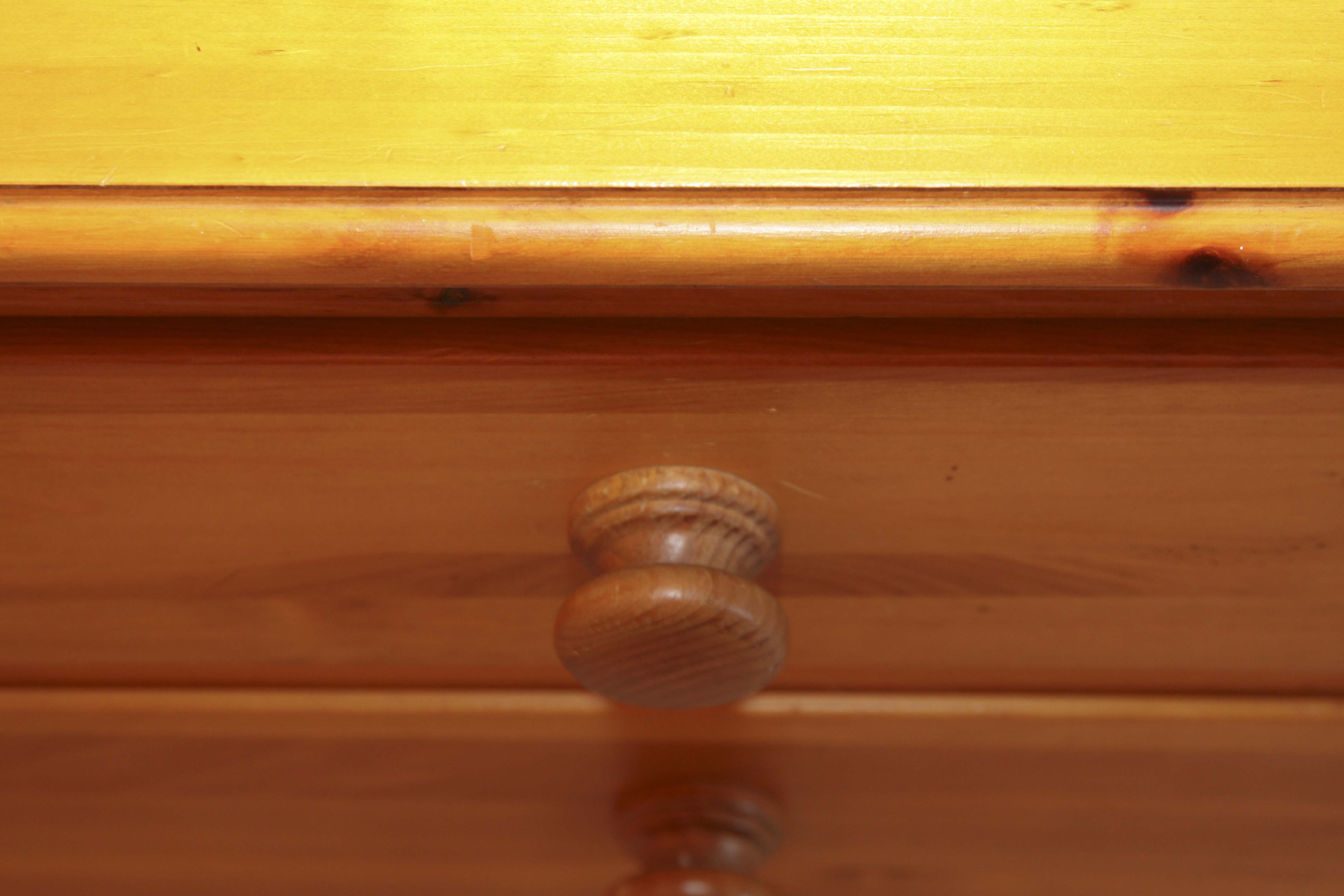 Lexington Furniture Pine Bookcase EBTH