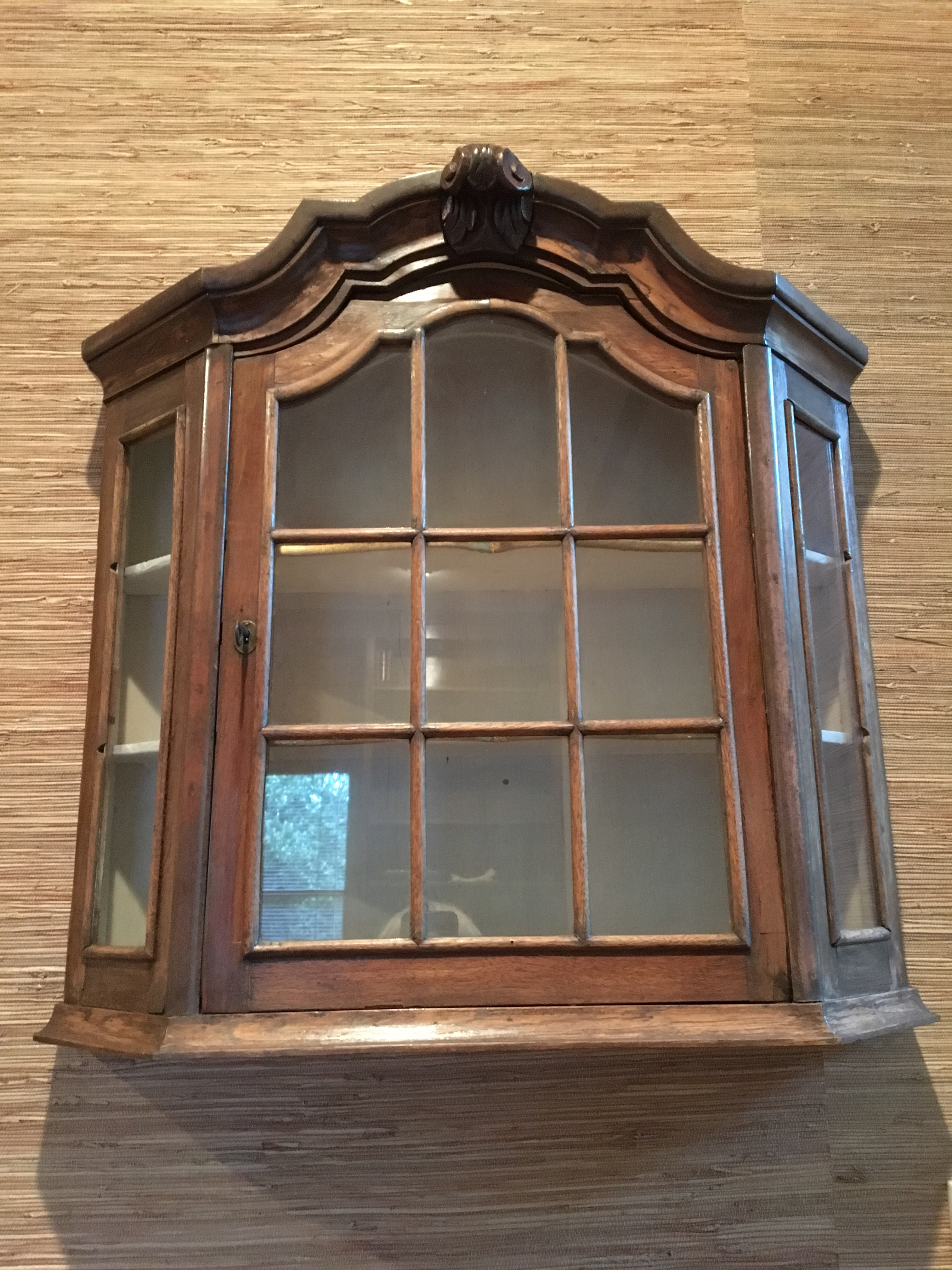 Vintage Wall Curio EBTH