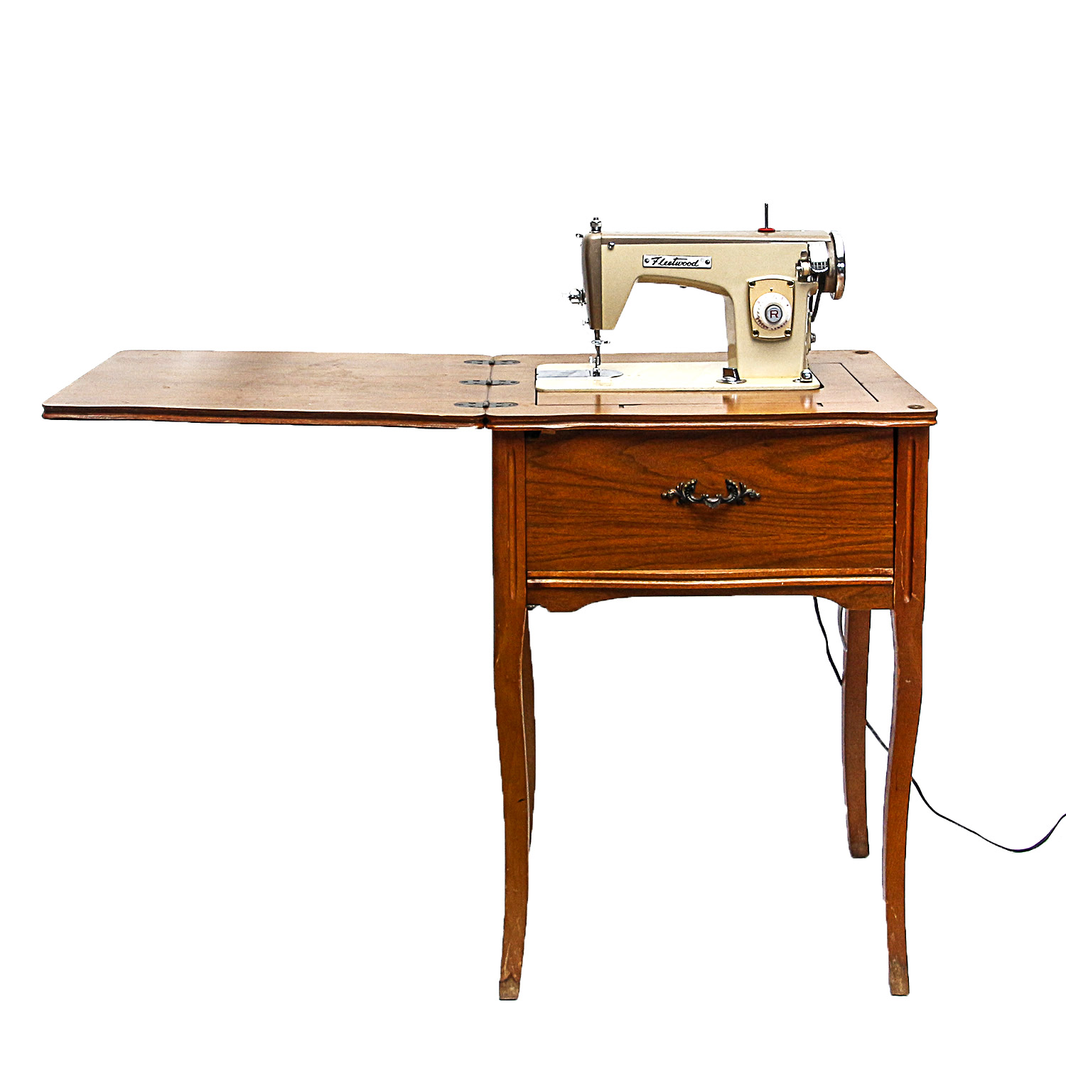 fleetwood sewing machine with table