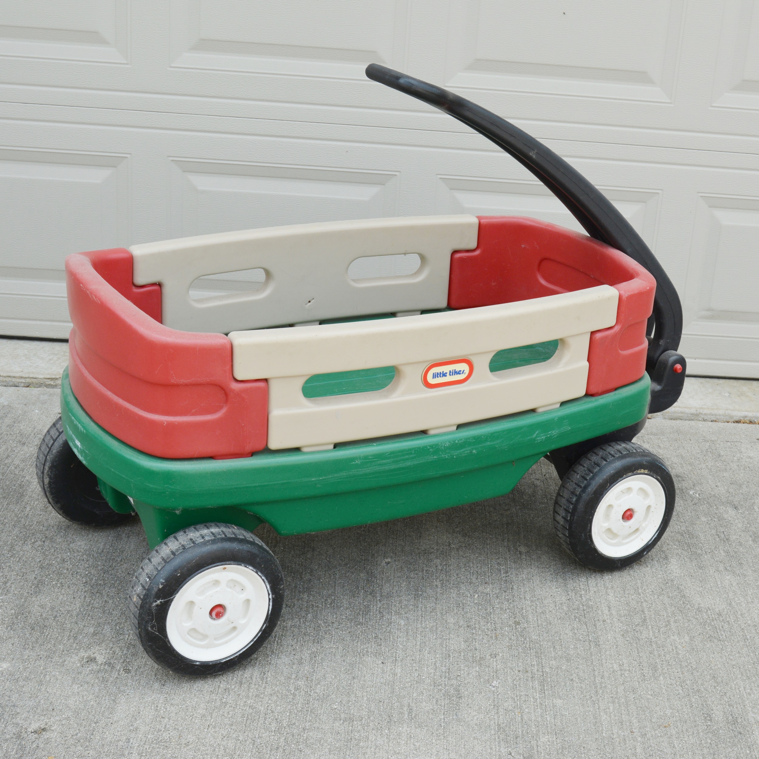 little tikes wagon green and red