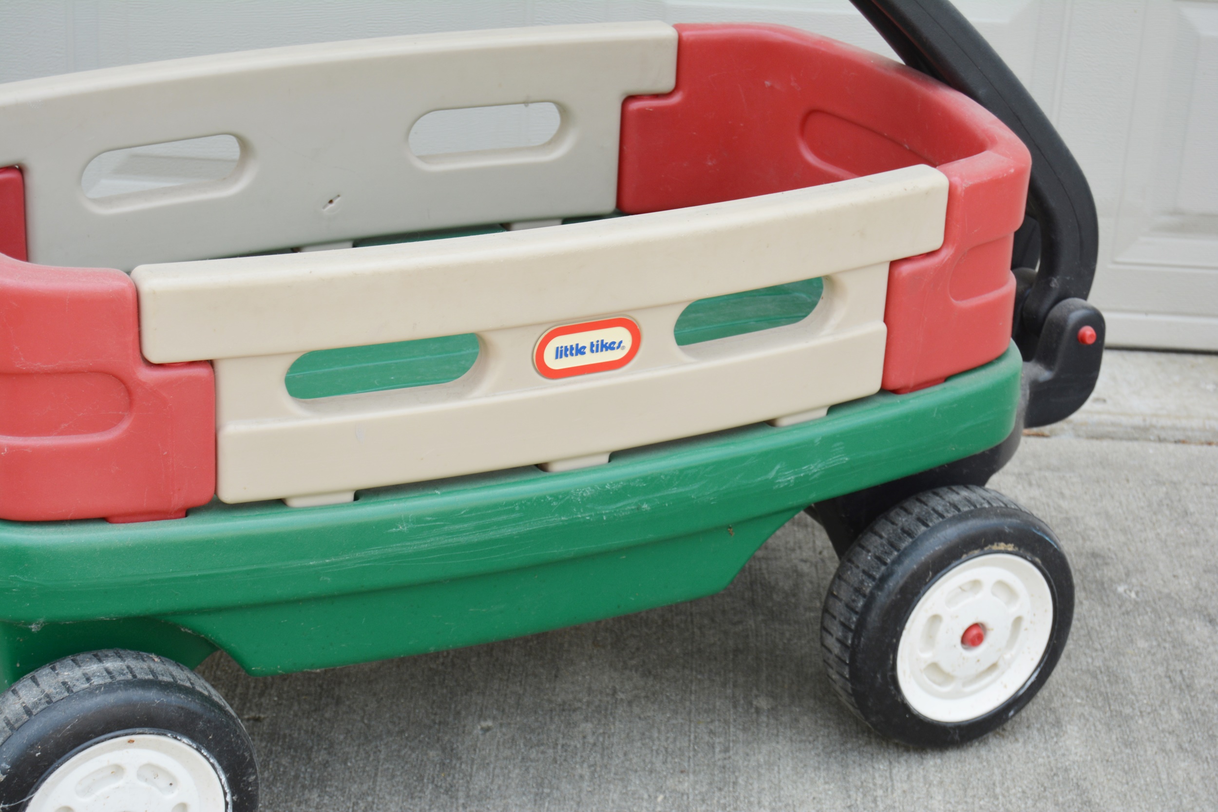 Little Tikes Pull Wagon EBTH