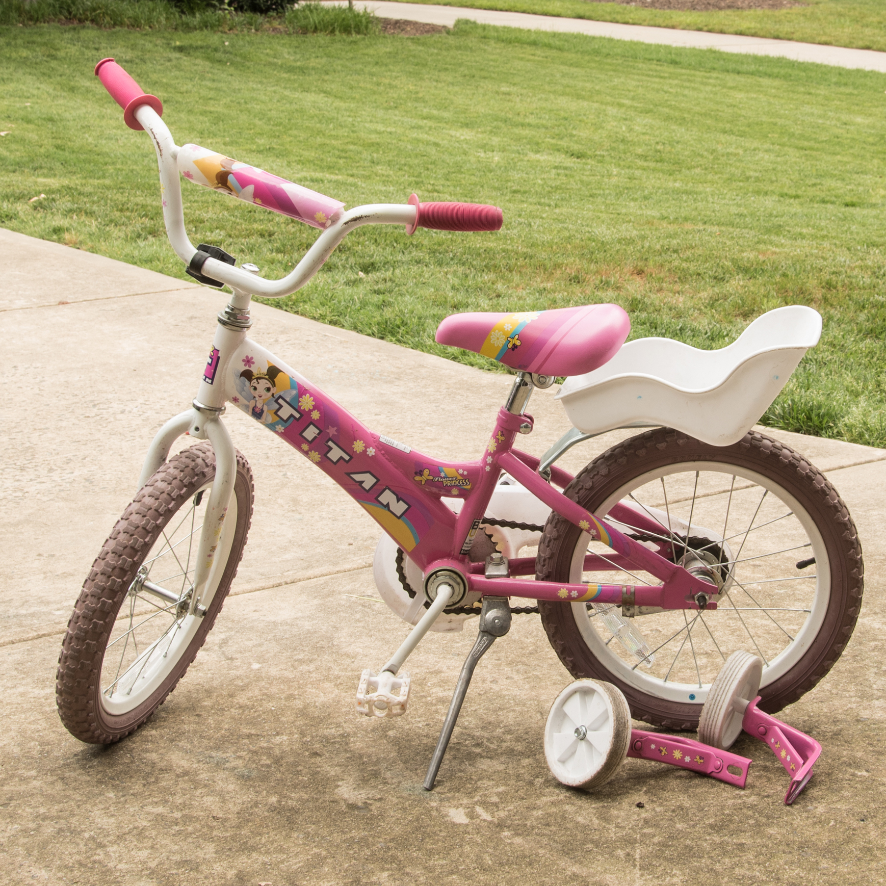 titan princess bike