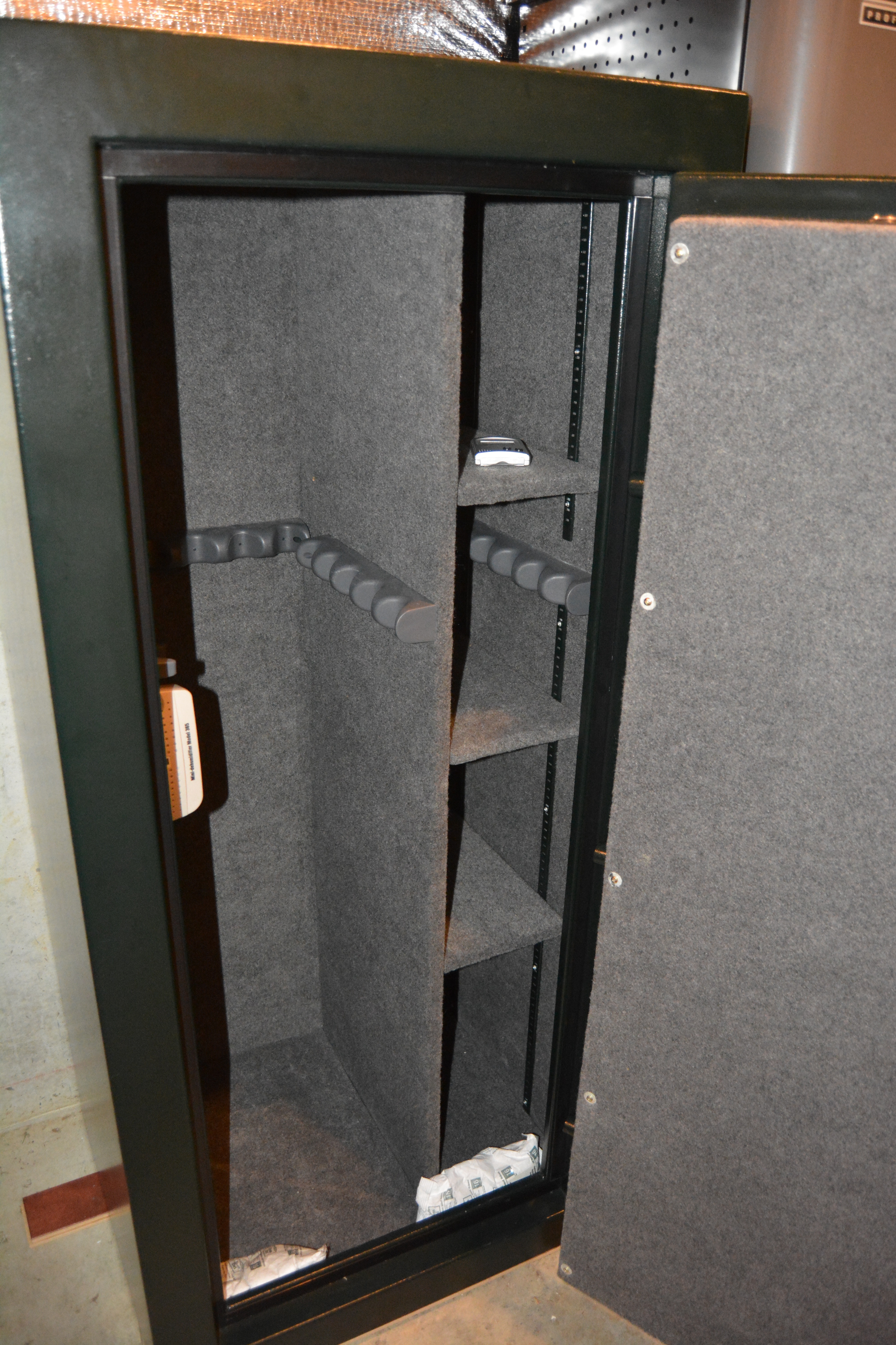 StackOn Elite Gun Safe EBTH