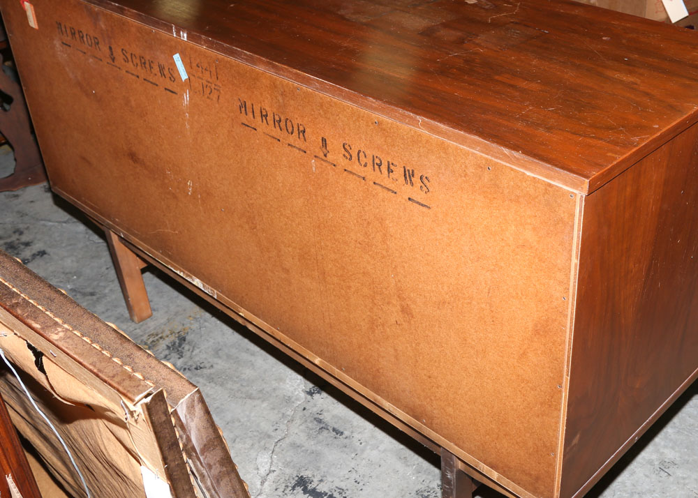 Mid Century Double Dresser by United Furniture Corporation EBTH