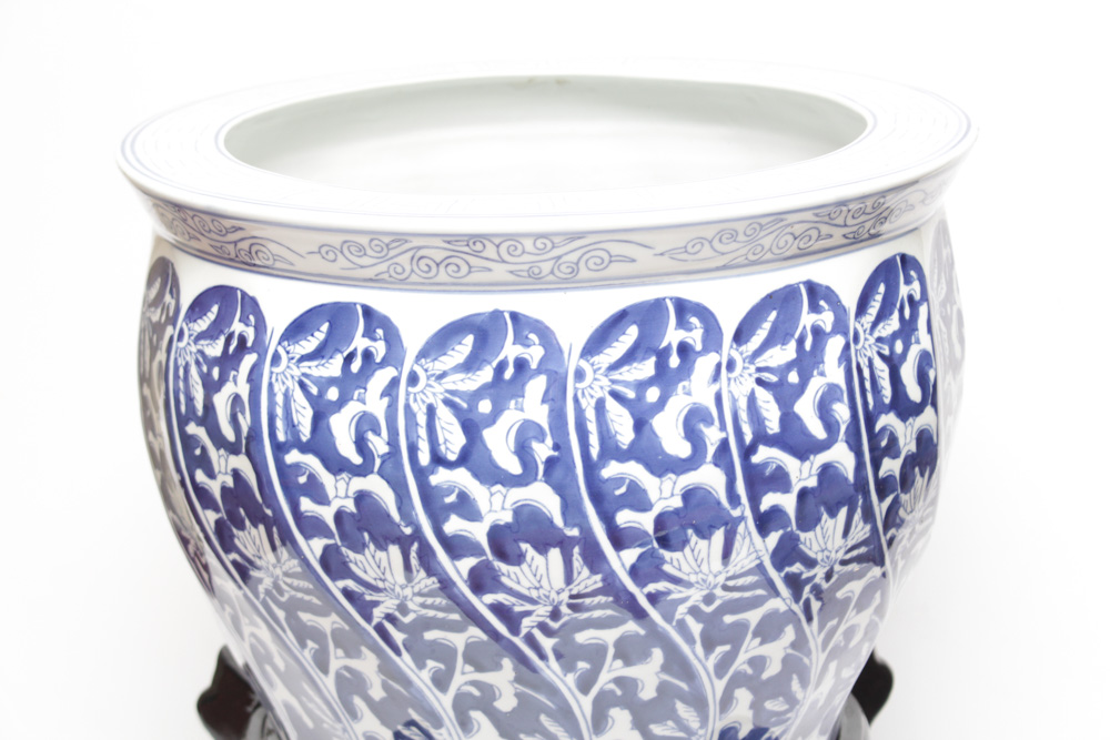 Chinese Ceramic Fish Bowl Planter with Stand EBTH