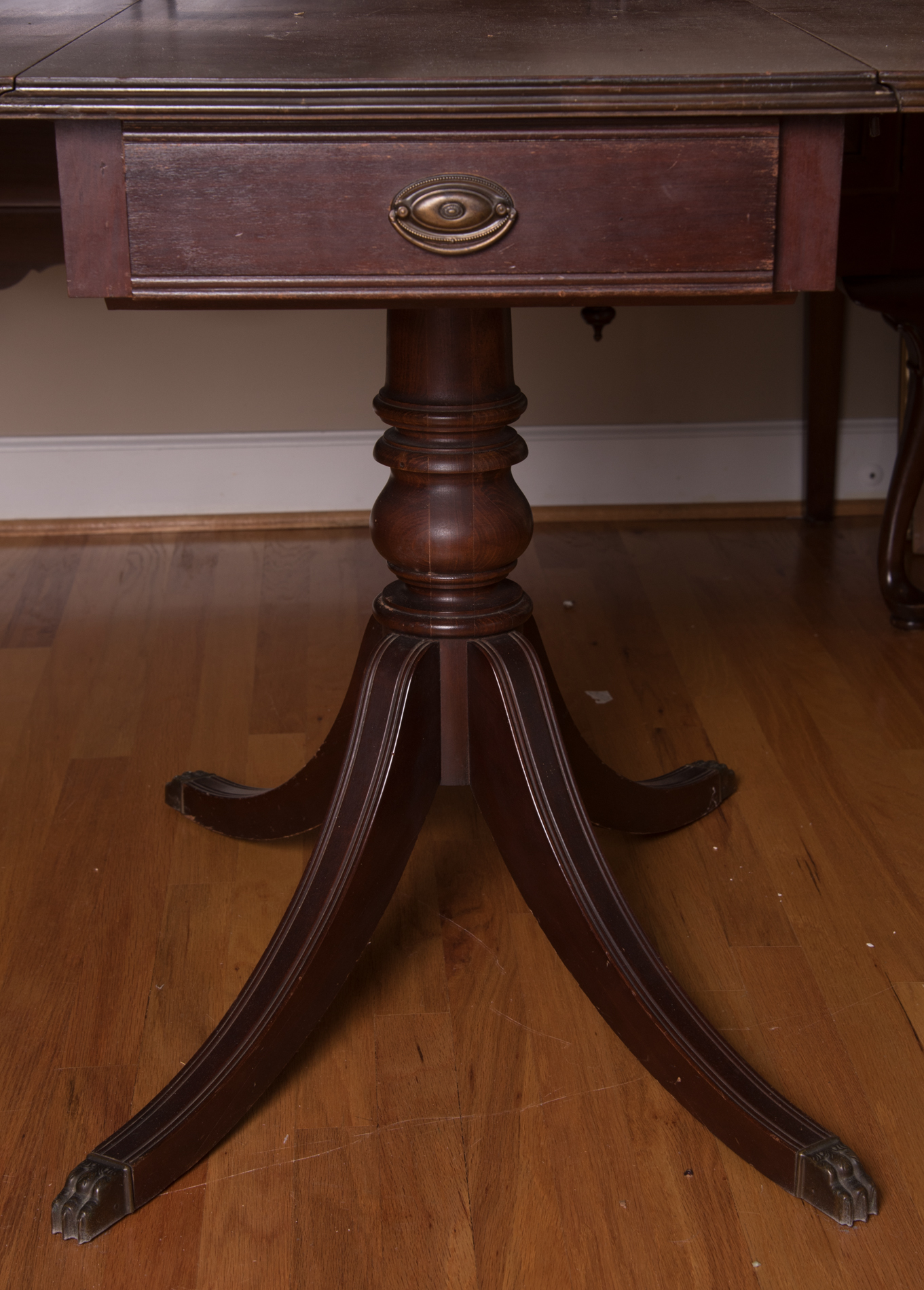 Vintage Brandt Mahogany Duncan Phyfe Drop Leaf Table EBTH