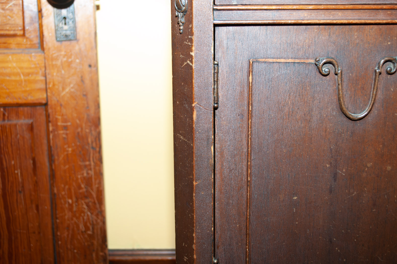 Vintage Voss Table Company Buffet EBTH