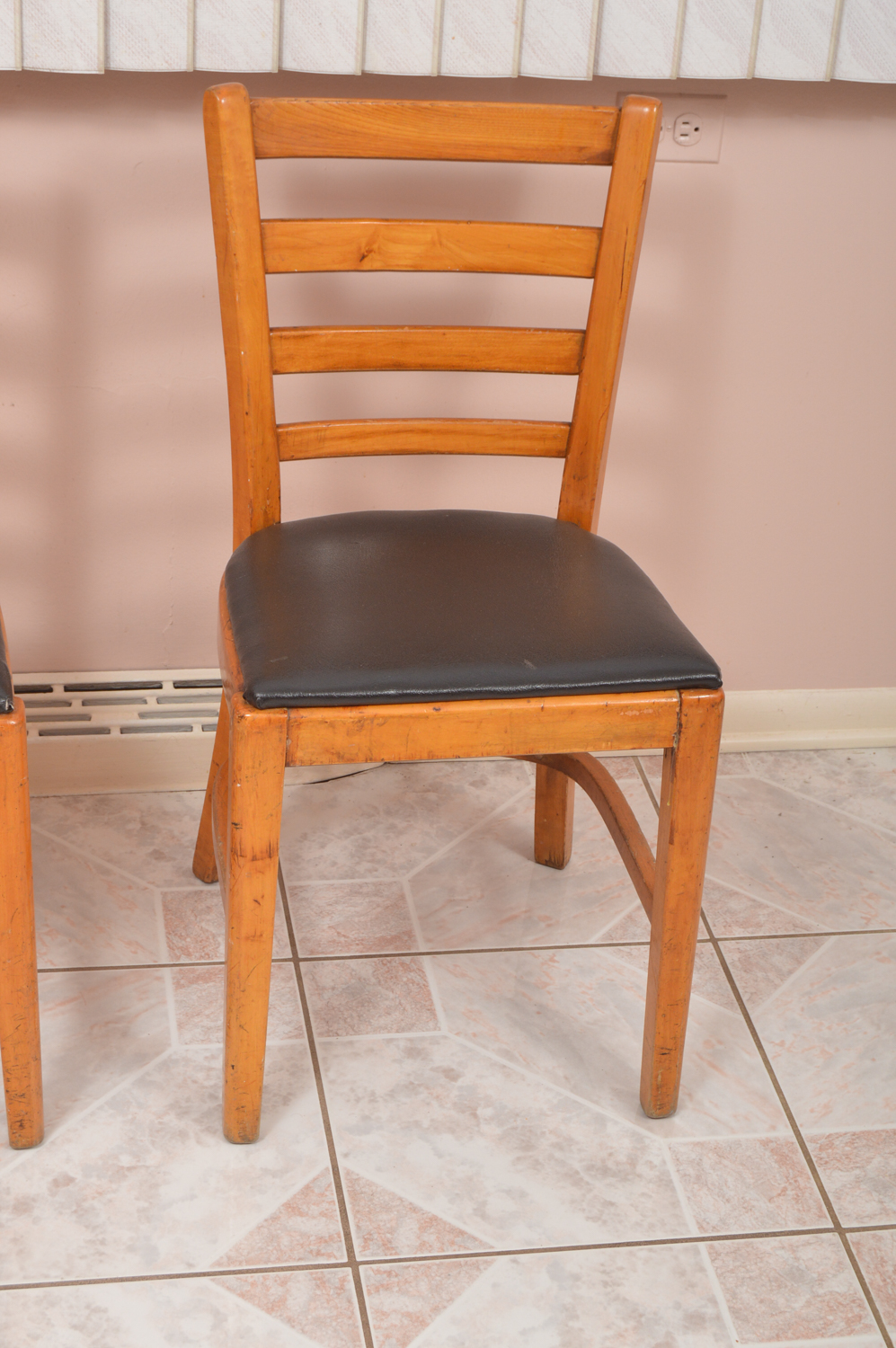 Vintage Ladderback Chairs by The Buckstaff Company EBTH