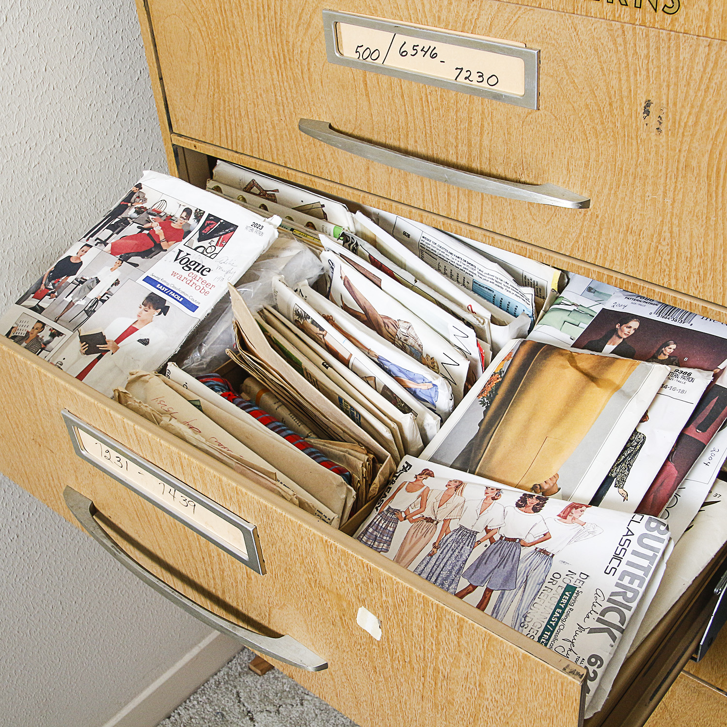 Vintage Metal File by McCall's with Clothing Pattern Packets EBTH