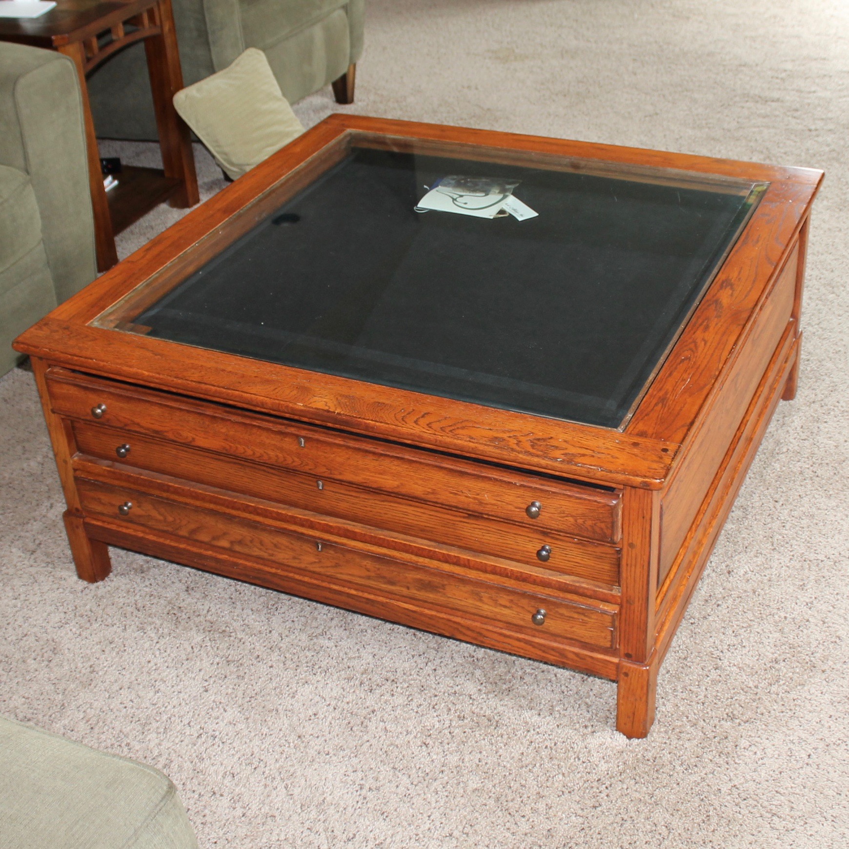 Contemporary Glass Top Display Coffee Table EBTH