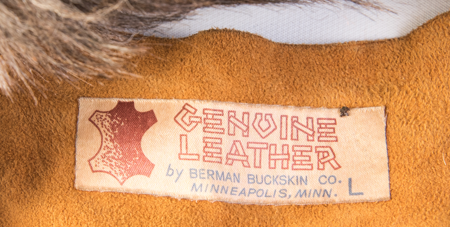 Vintage Davy Crockett Costume with Suede leather Vest and Faux Fur Hat EBTH