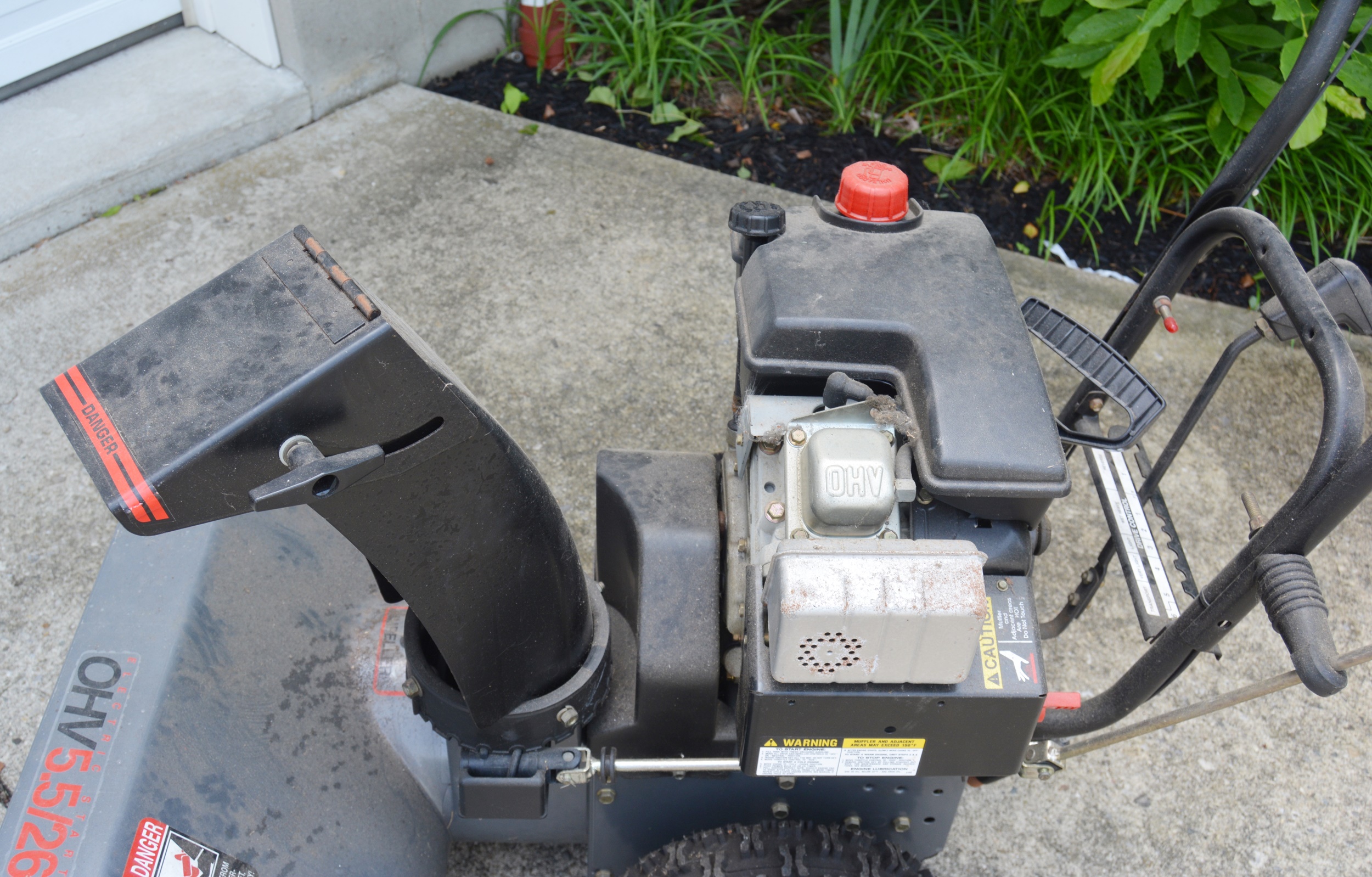 Sears Craftsman Snow Thrower | EBTH