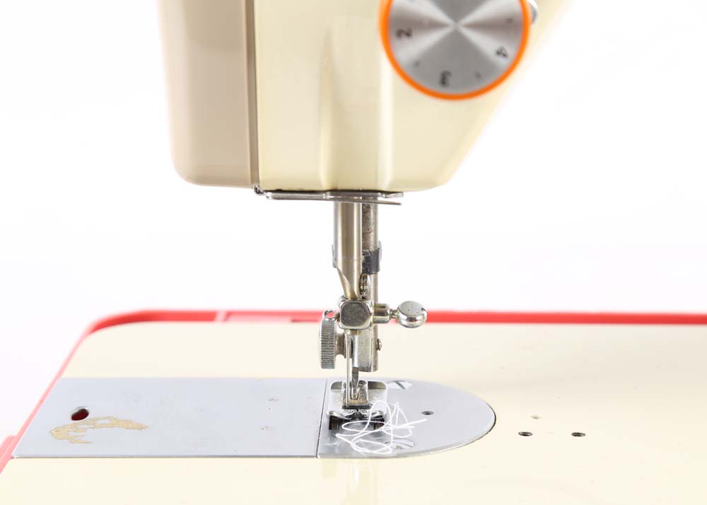 Vintage Brother Charger 661 Sewing Machine EBTH