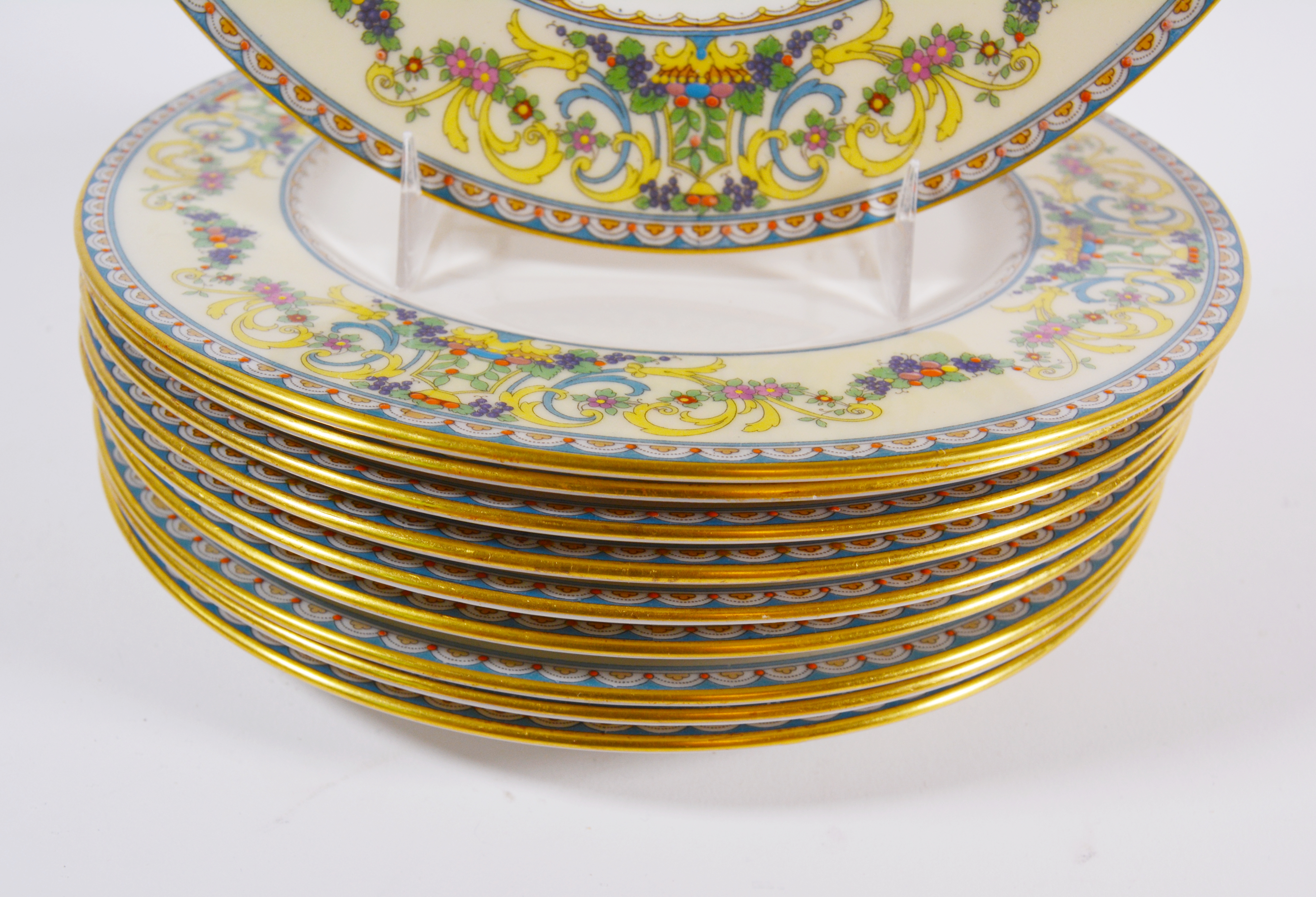 Lenox "Springfield" and "Renaissance" China Dinnerware Collection | EBTH