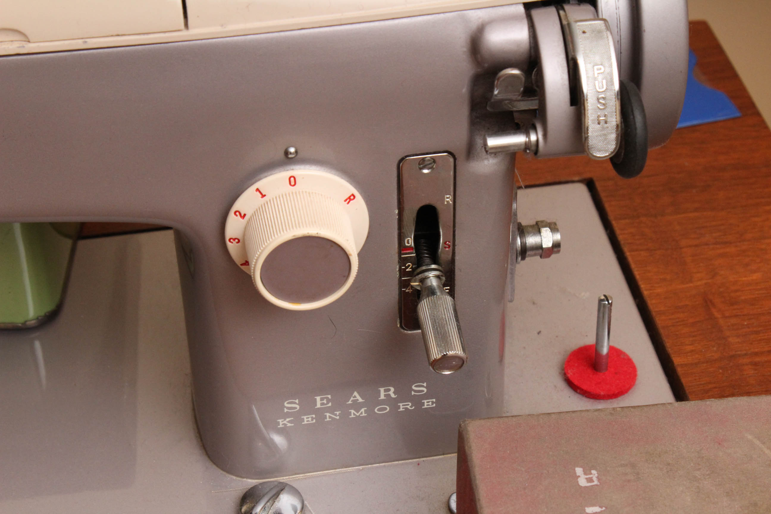 Vintage Kenmore Model 52 Sewing Machine | EBTH