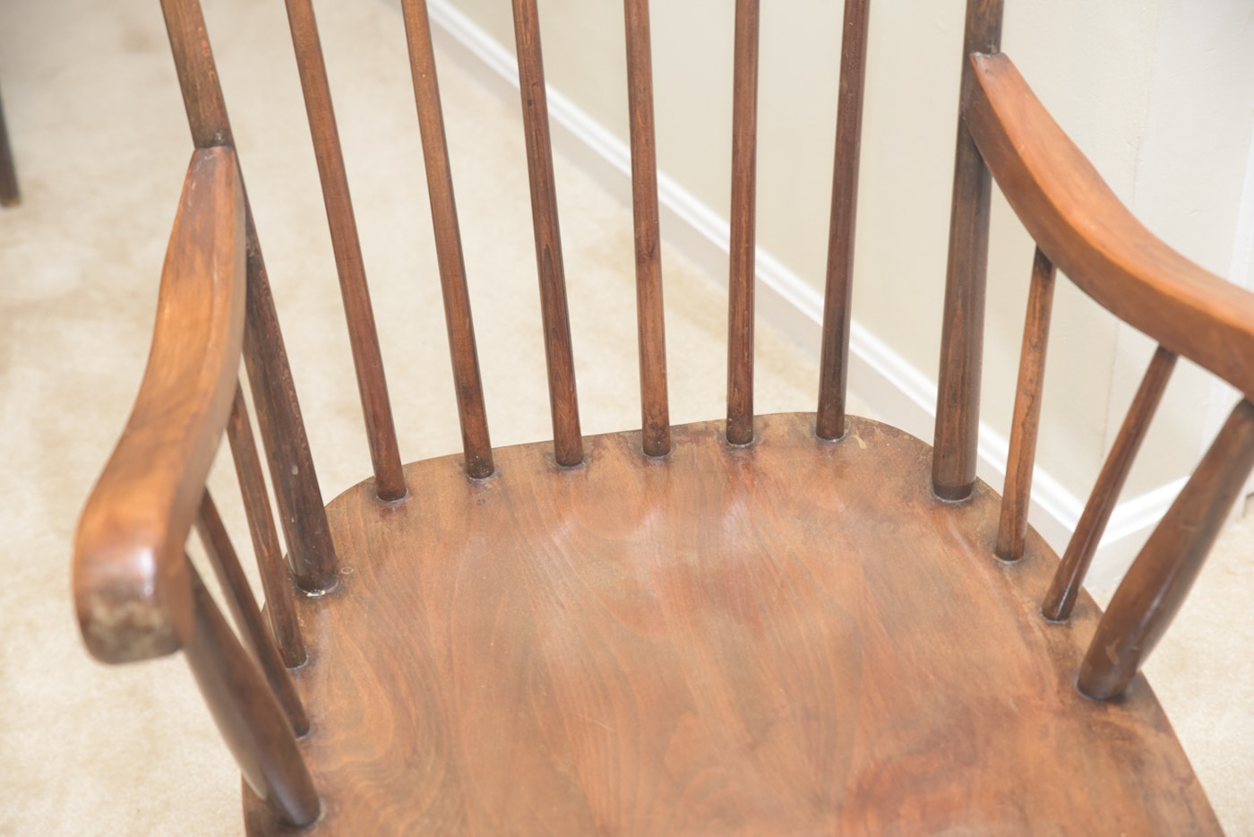 Vintage Wooden Spindle Back Rocking Chair | EBTH