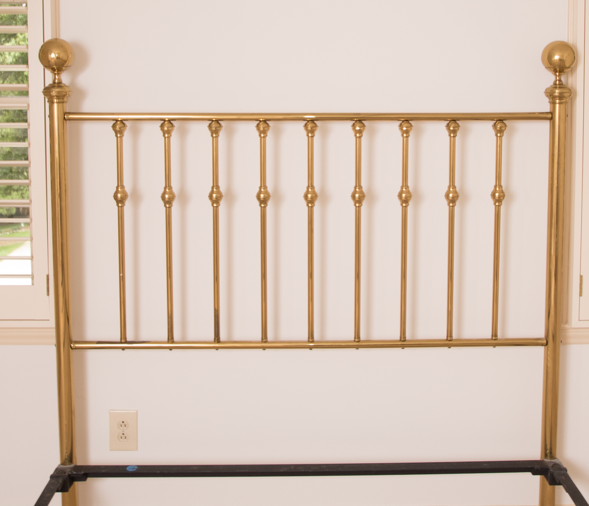 Vintage Queen Size Brass Bed Frame | EBTH