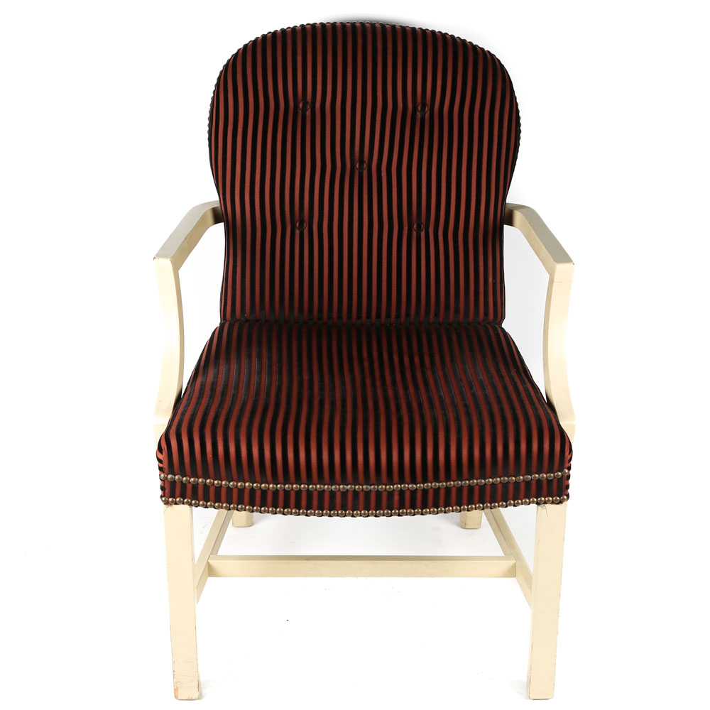 English Traditional Arm Chair | EBTH