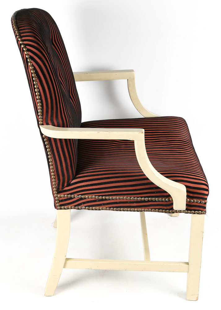 English Traditional Arm Chair | EBTH