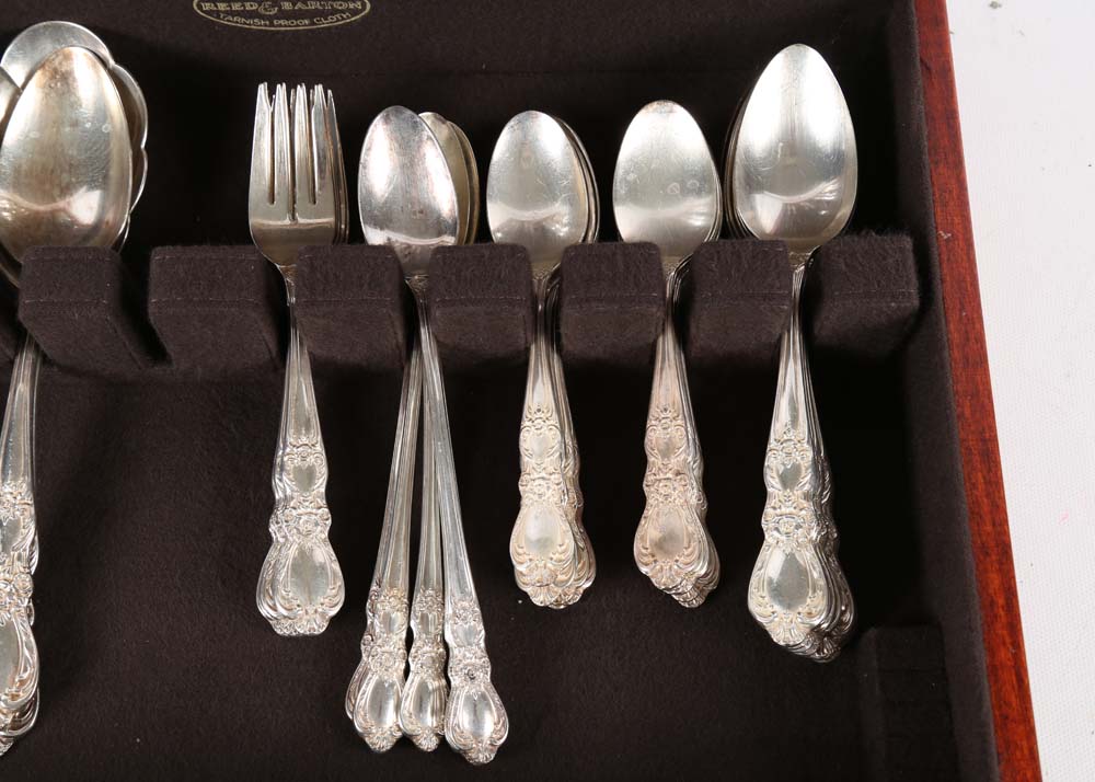 Rogers Brothers Silver Plate "Heritage" Flatware Set EBTH