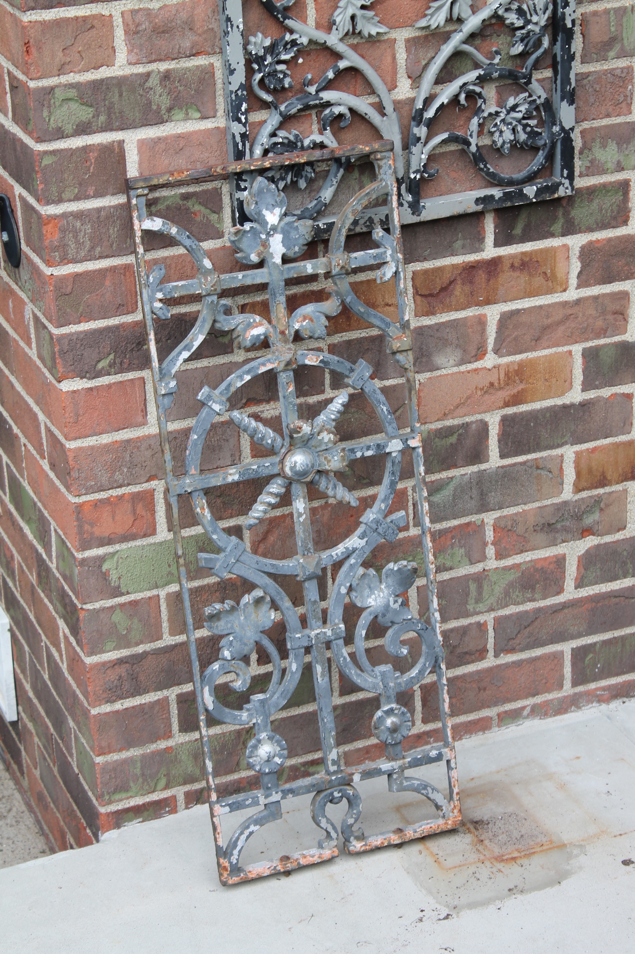 Cast Iron and Aluminum Metal Patio Wall Art EBTH
