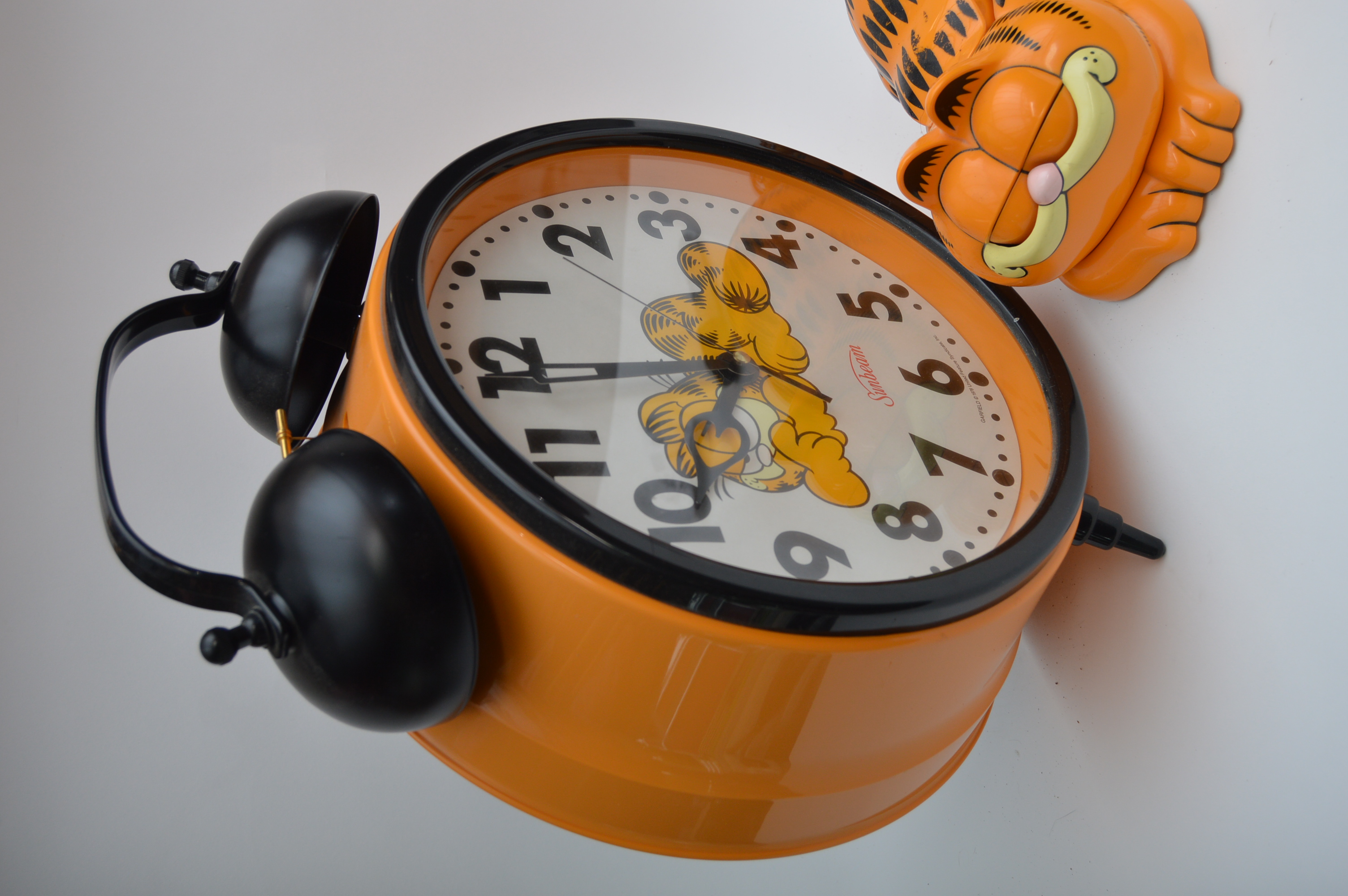 Vintage Garfield Alarm Clock and Telephone EBTH