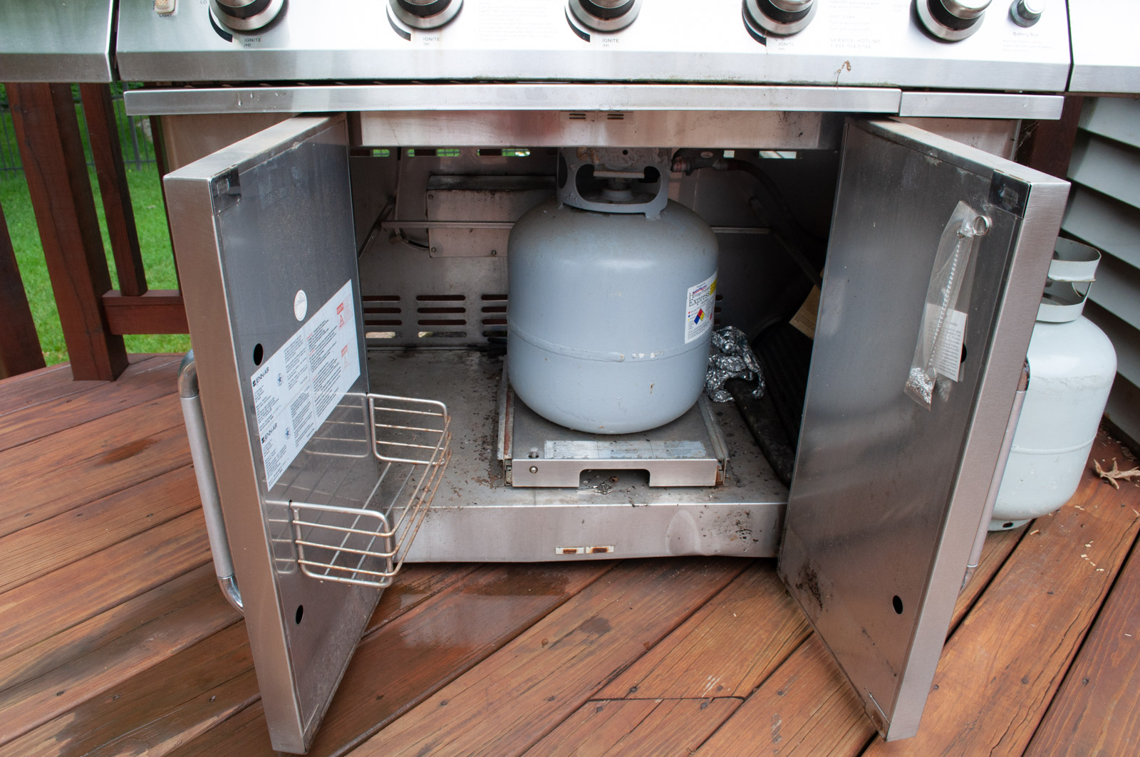 JennAir Stainless Steel Gas Grill EBTH