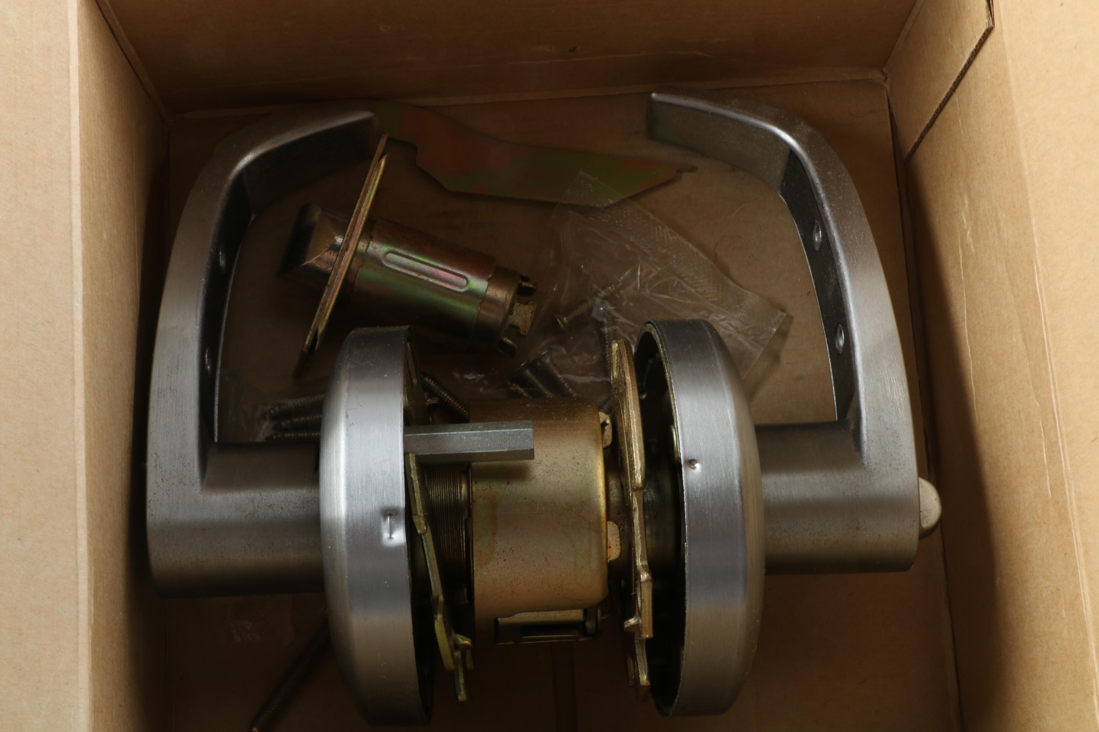 Commercial Door Handles with Locks EBTH