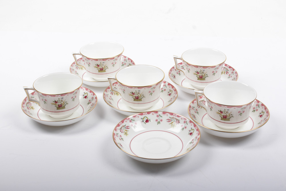 Wedgwood Williamsburg "Bianca" Tea Service EBTH