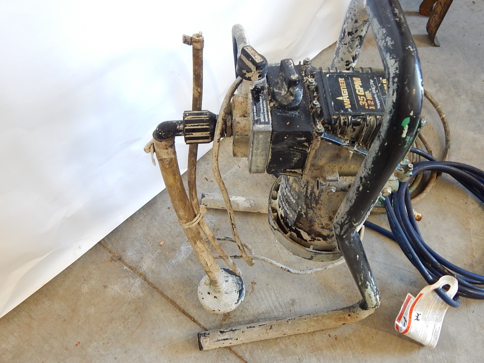 Wagner .35 GPM 1/2 HP Pro Gold Power Paint Sprayer EBTH