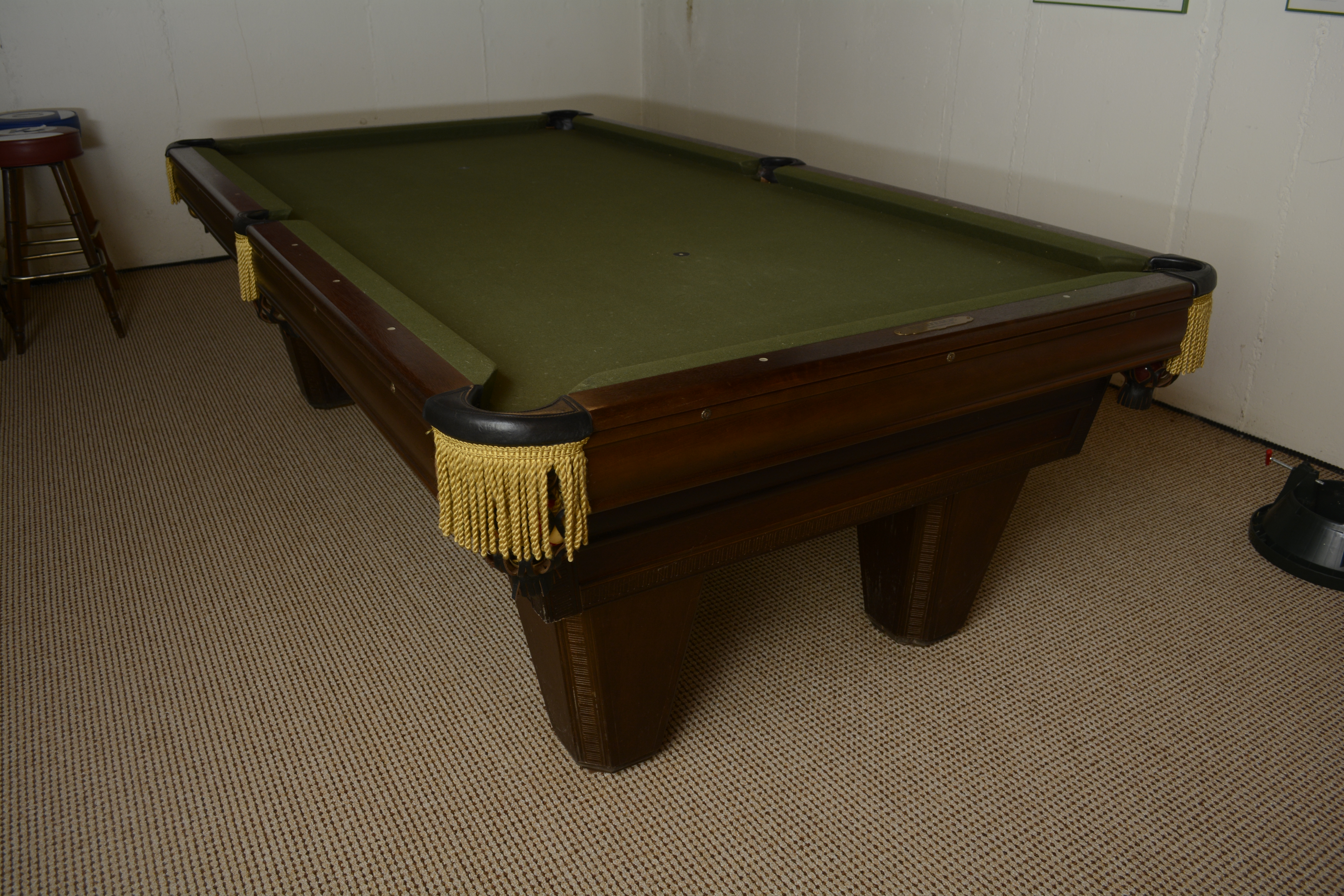 Heritage by Brunswick Billiards Table EBTH