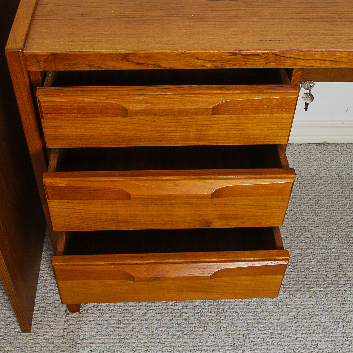 Vintage Danish Modern Teak Desk by Denka Mobler A/S EBTH