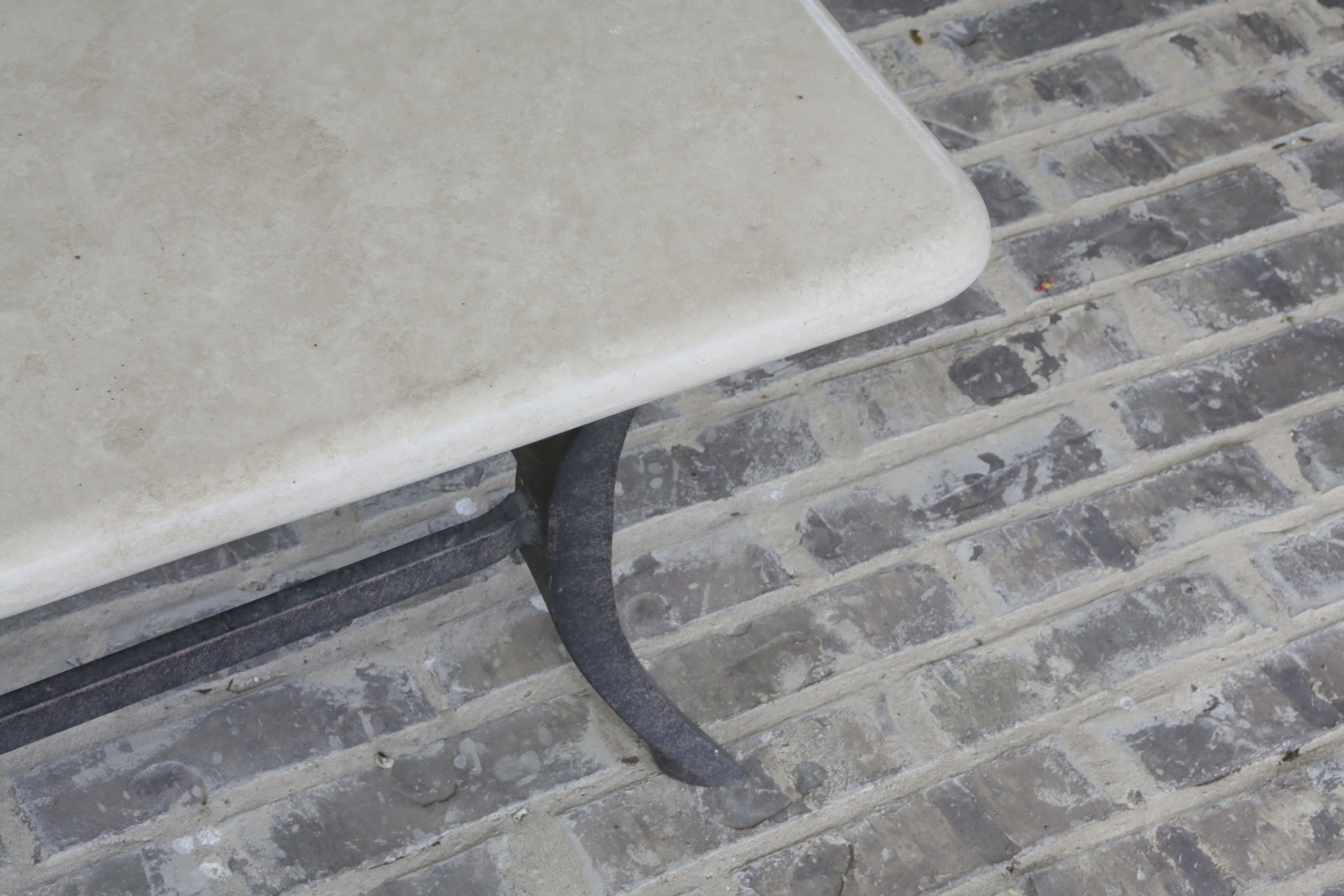 Outdoor FauxStone Patio Table EBTH
