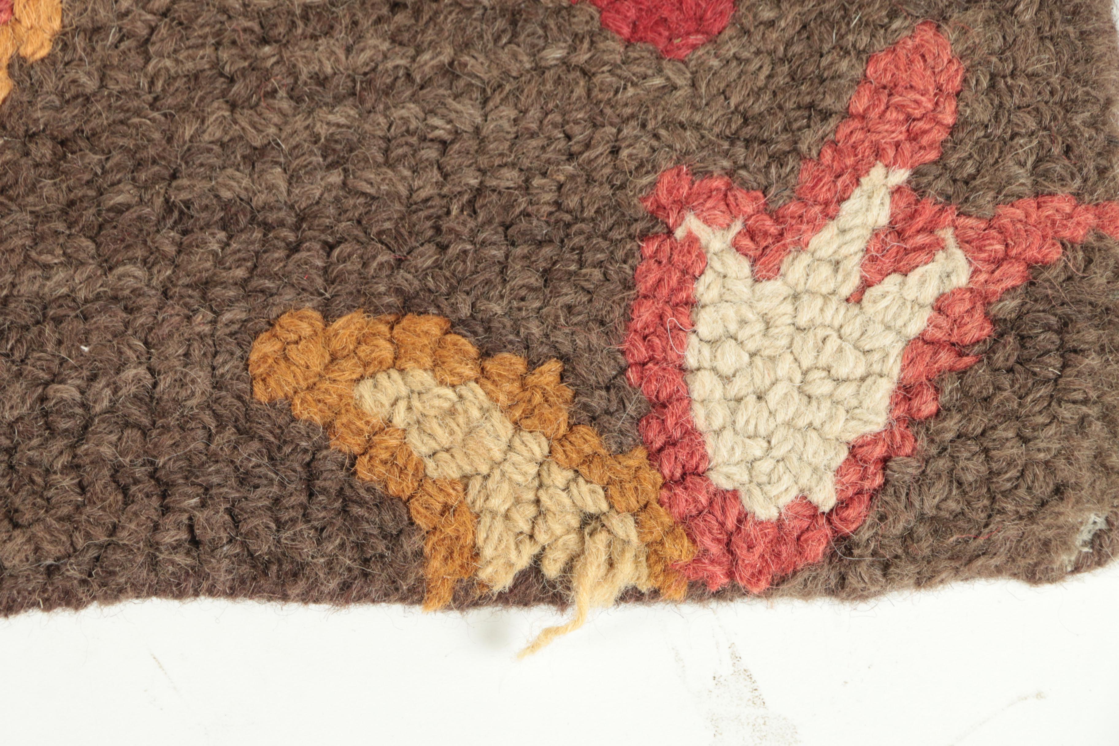 HandHooked Indian "Jacobean Floral" Wool Area Rug by Fieldcrest Luxury EBTH