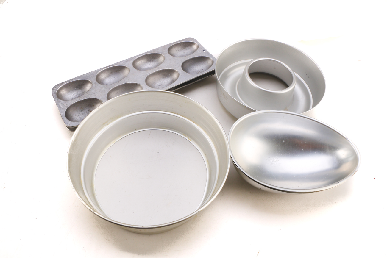 Wilton Aluminum Baking Molds EBTH