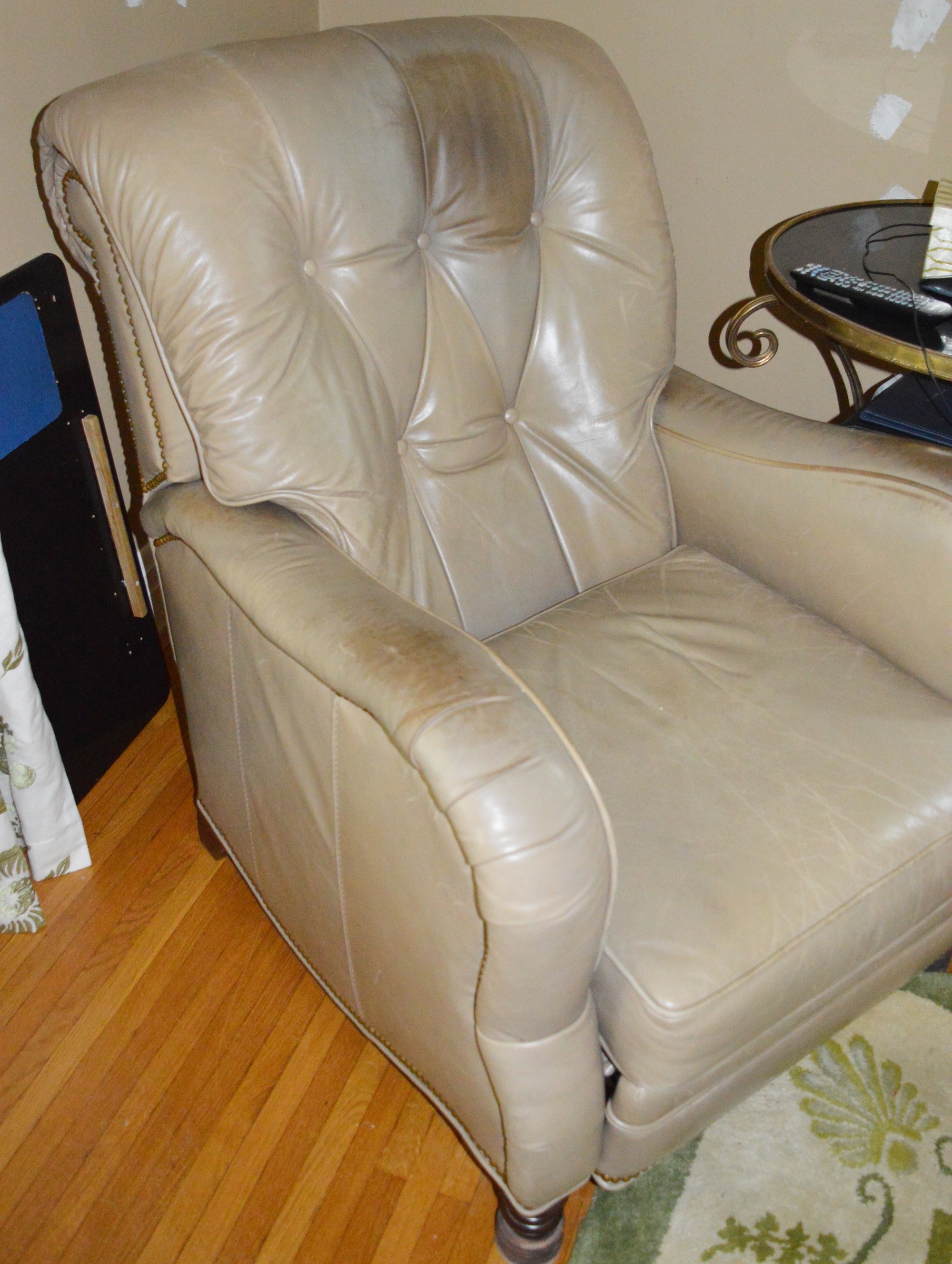 Motioncraft Leather Recliner with Antique Brass Nailhead Trim EBTH