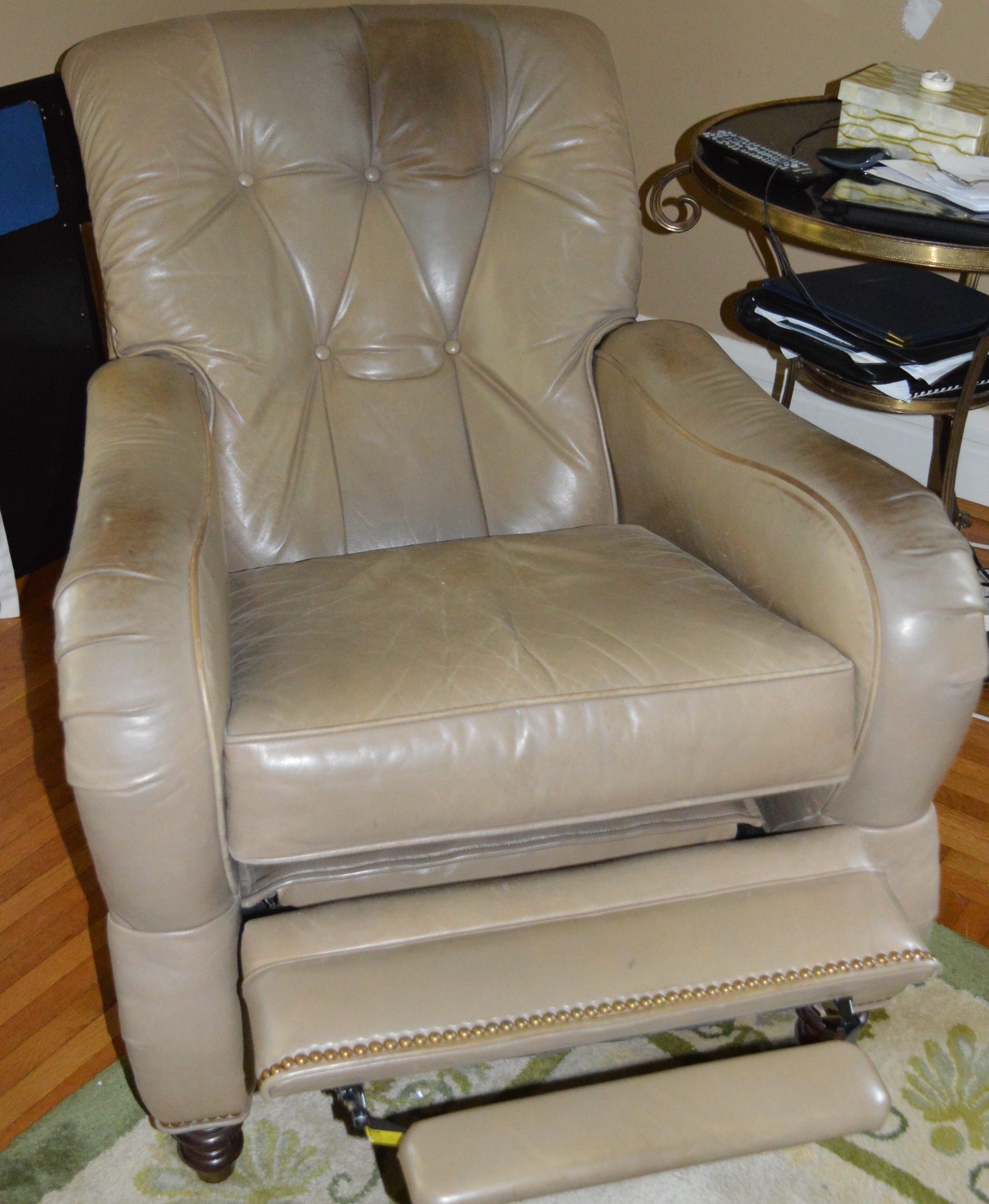 Motioncraft Leather Recliner with Antique Brass Nailhead Trim EBTH