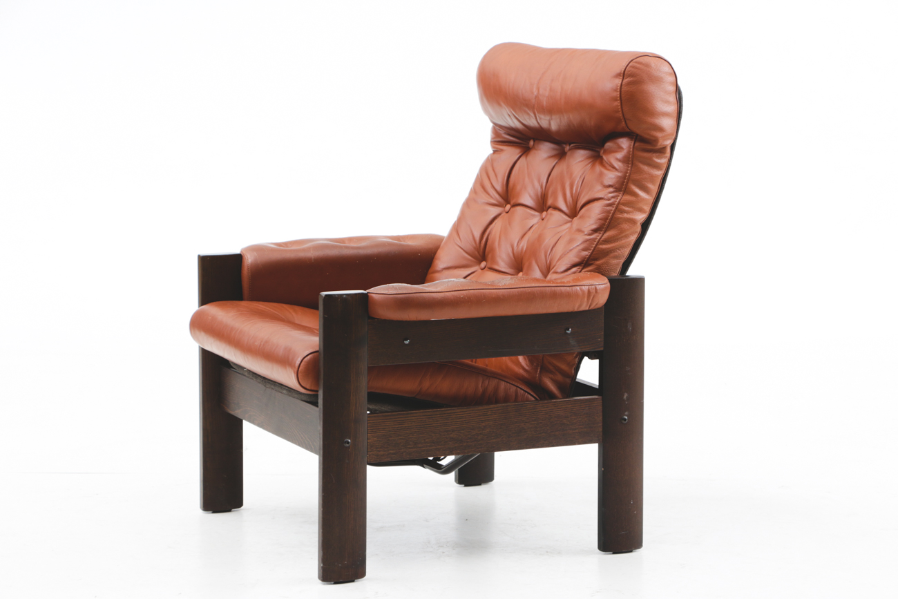 Norwegian Leather Recliner And Ottoman EBTH   IMG 2103 