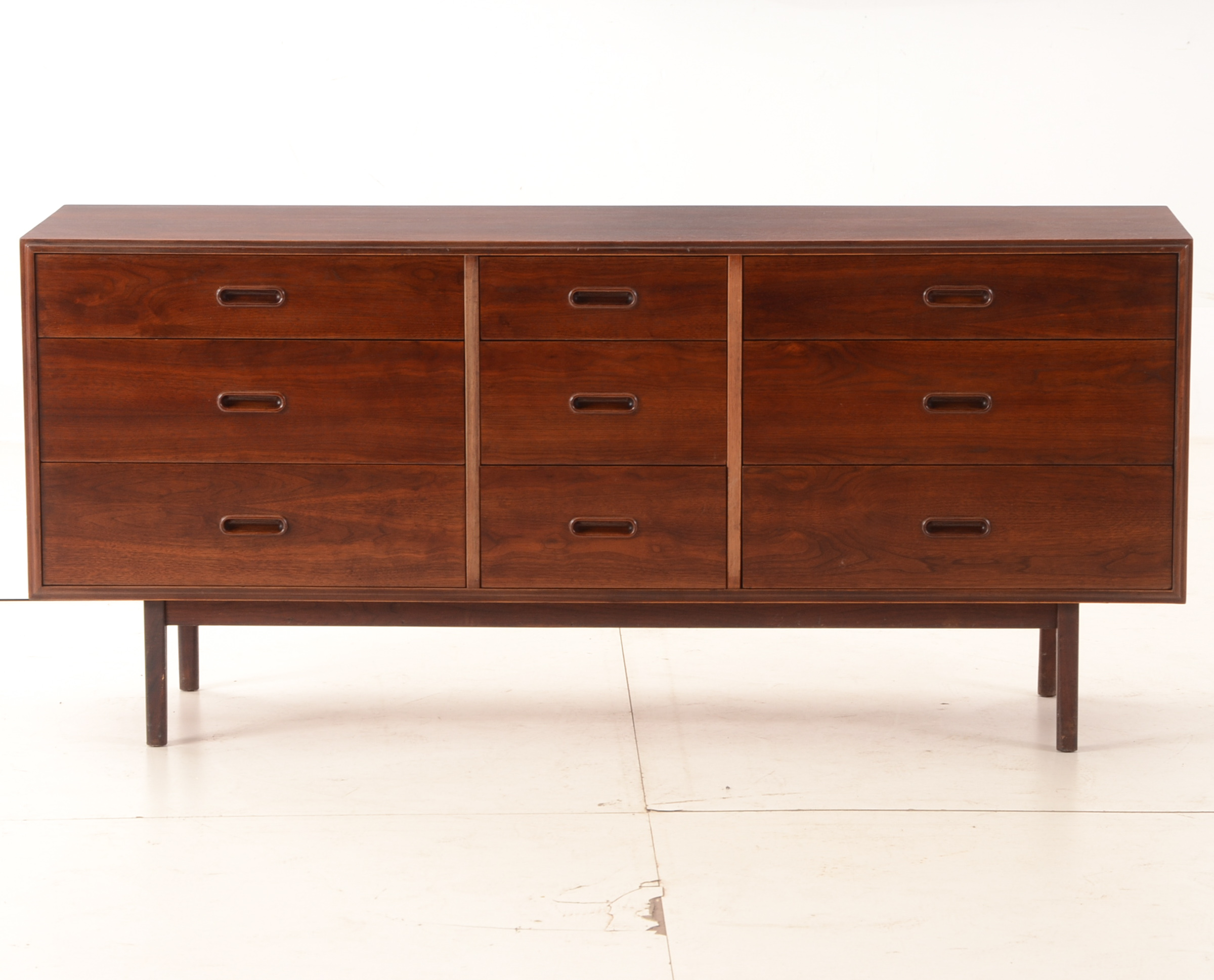 Mid Century Modern Sideboard | EBTH
