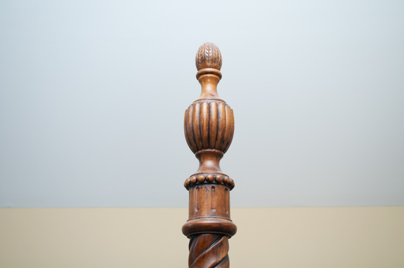 Kincaid Carved Wood KingSize Poster Bed Frame EBTH