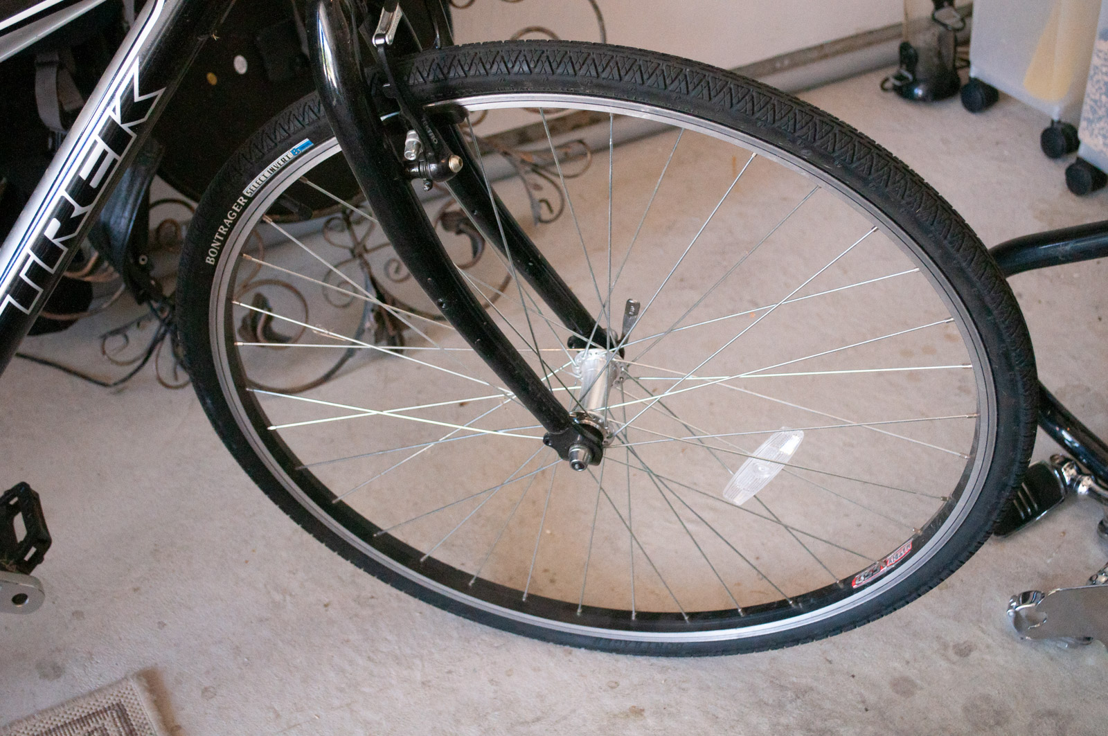 trek 7000 hybrid bike