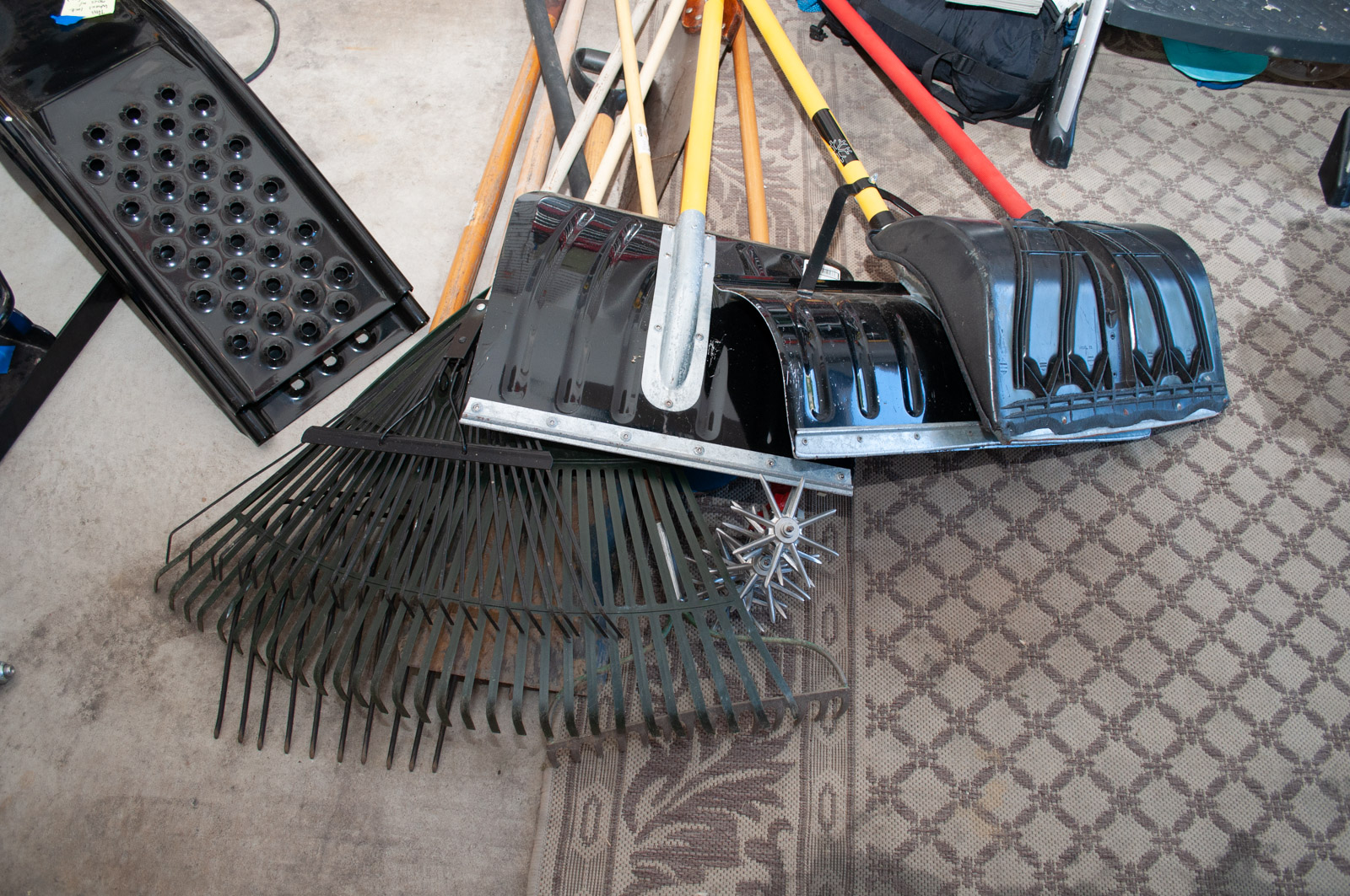 True Temper Wheelbarrow and Assorted Garden Tools EBTH